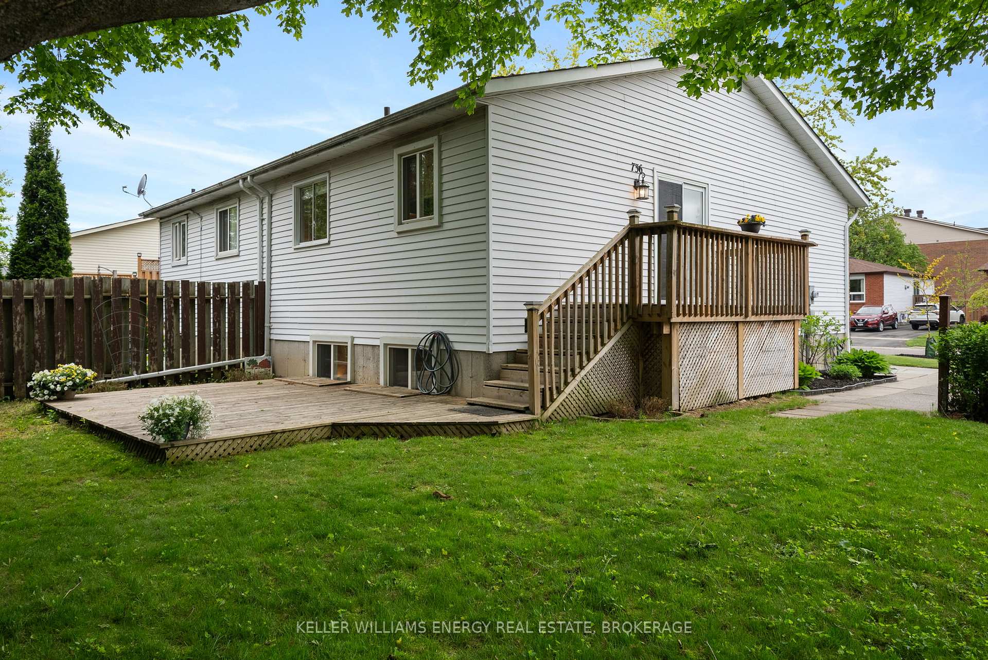 Photo 32 of 736 Cricklewood Drive, Oshawa, Pinecrest — HOMEH