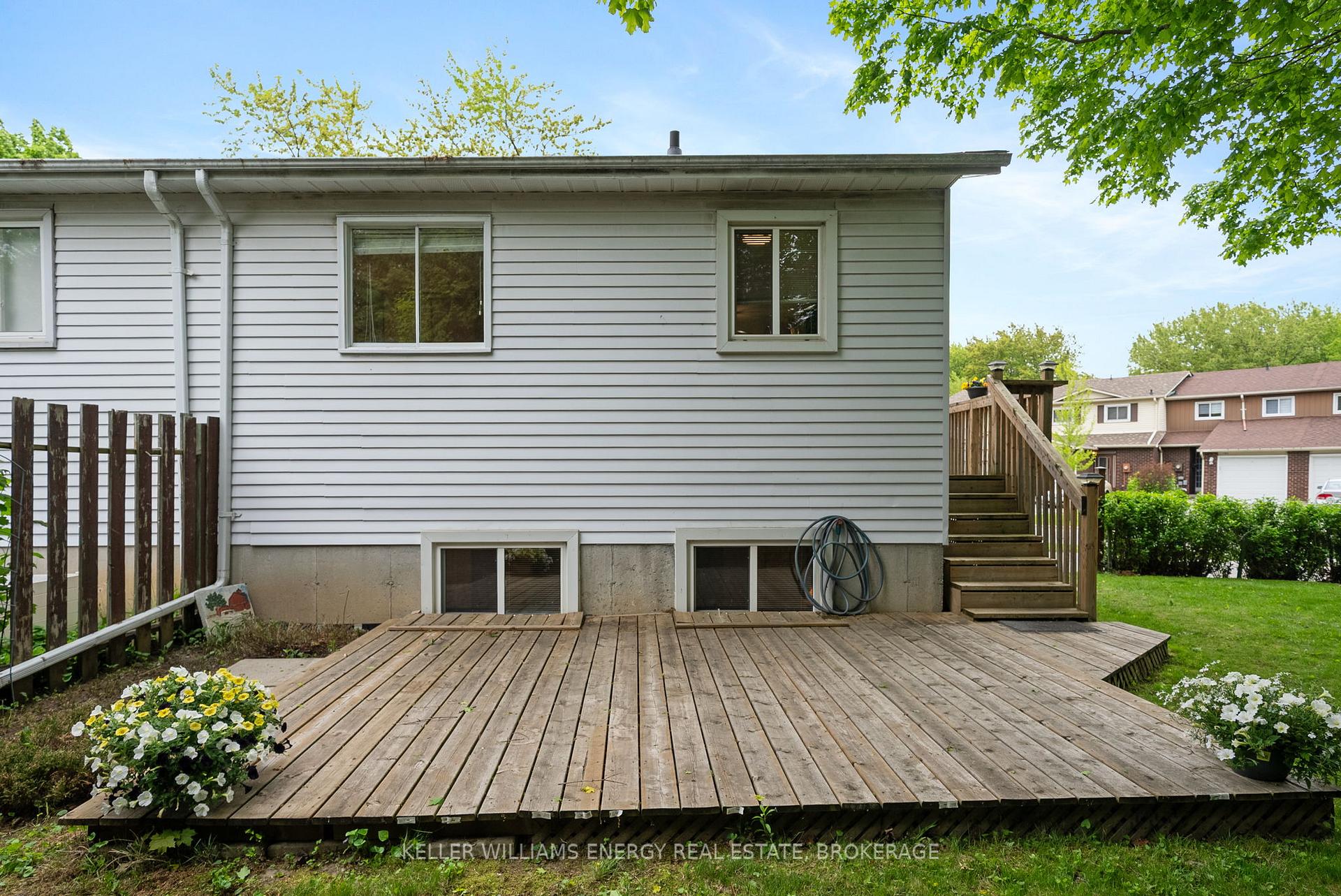 Photo 33 of 736 Cricklewood Drive, Oshawa, Pinecrest — HOMEH