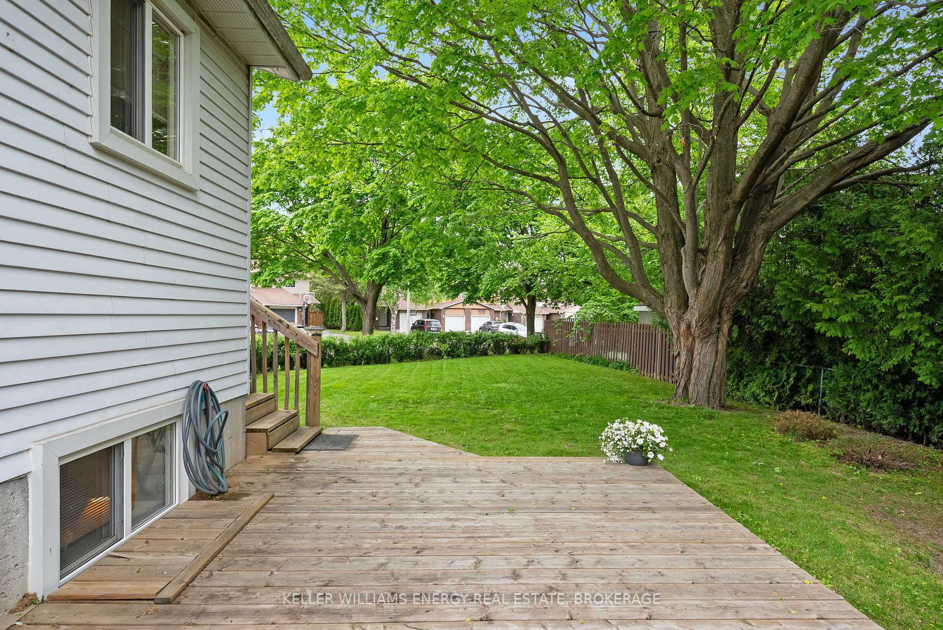 Photo 35 of 736 Cricklewood Drive, Oshawa, Pinecrest — HOMEH