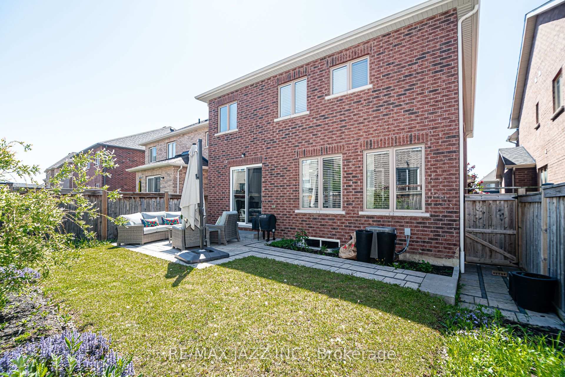 Photo 21 of 176 Dance Act Avenue, Oshawa, Windfields — HOMEH