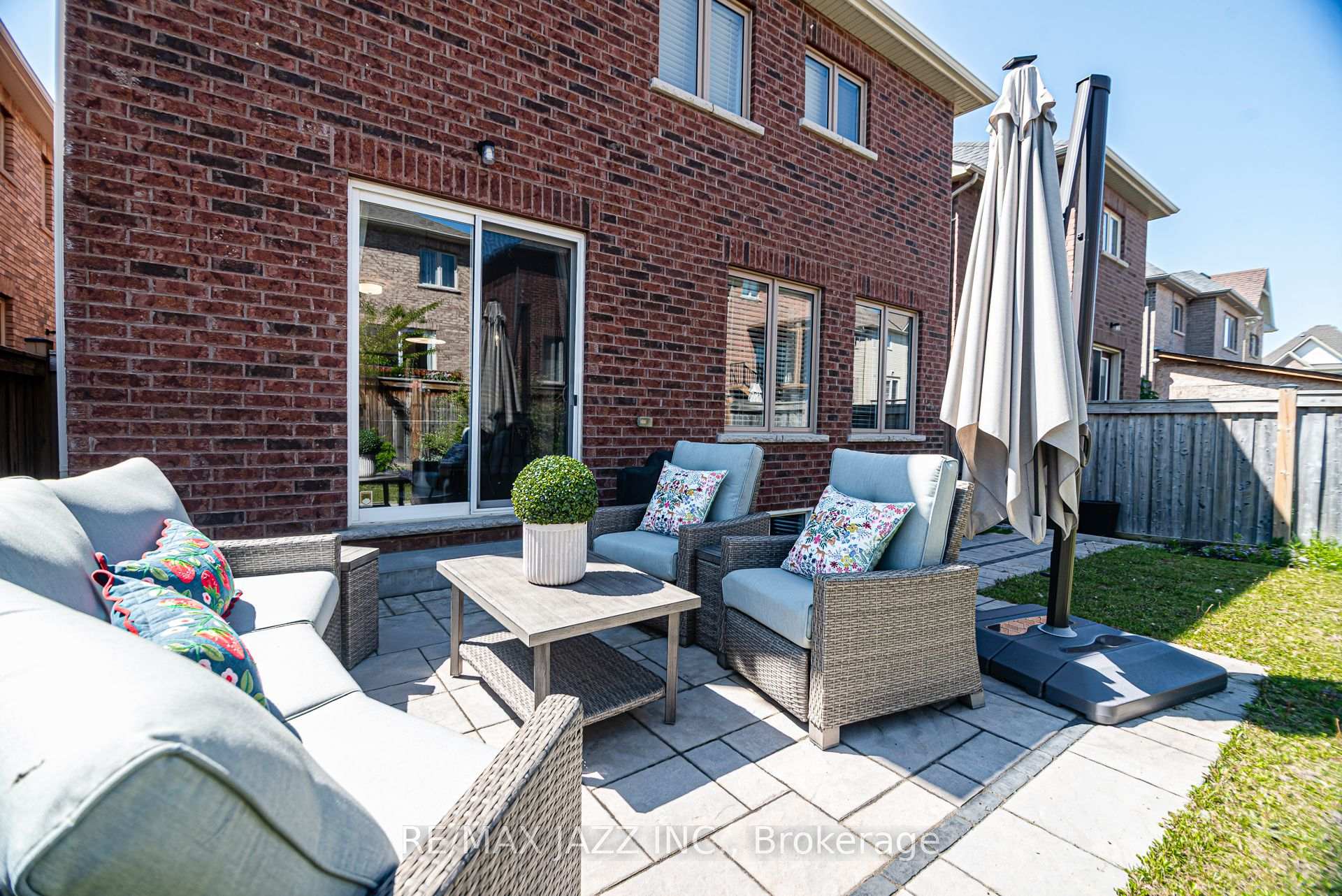 Photo 22 of 176 Dance Act Avenue, Oshawa, Windfields — HOMEH