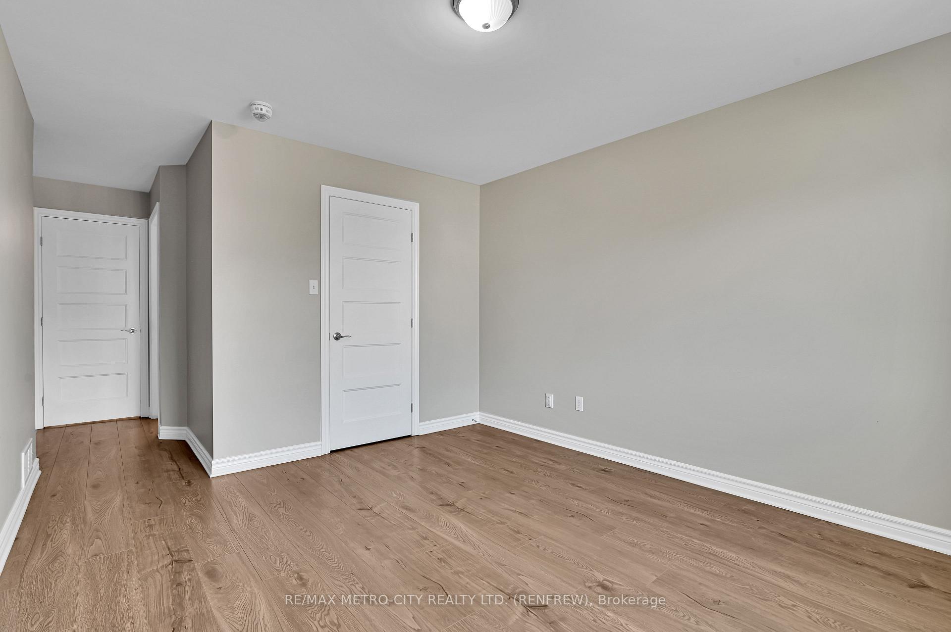 Photo 25 of 35 Otteridge Drive, Renfrew — HOMEH
