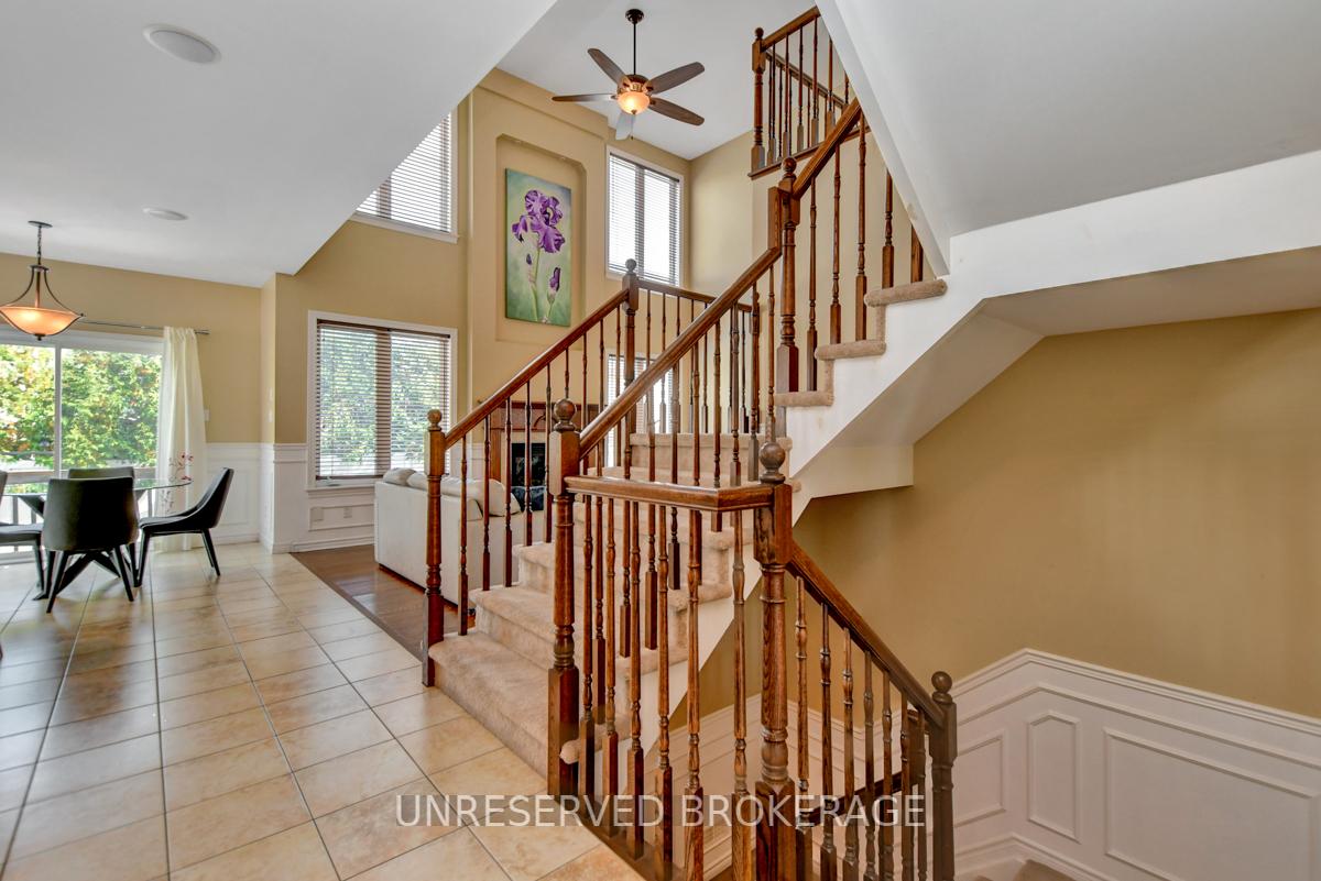 Photo 8 of 1900 Mickelberry Crescent, Ottawa, Notting Hill/Summerside — HOMEH