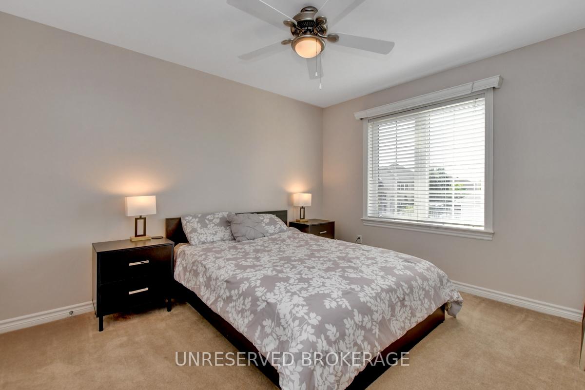 Photo 33 of 1900 Mickelberry Crescent, Ottawa, Notting Hill/Summerside — HOMEH