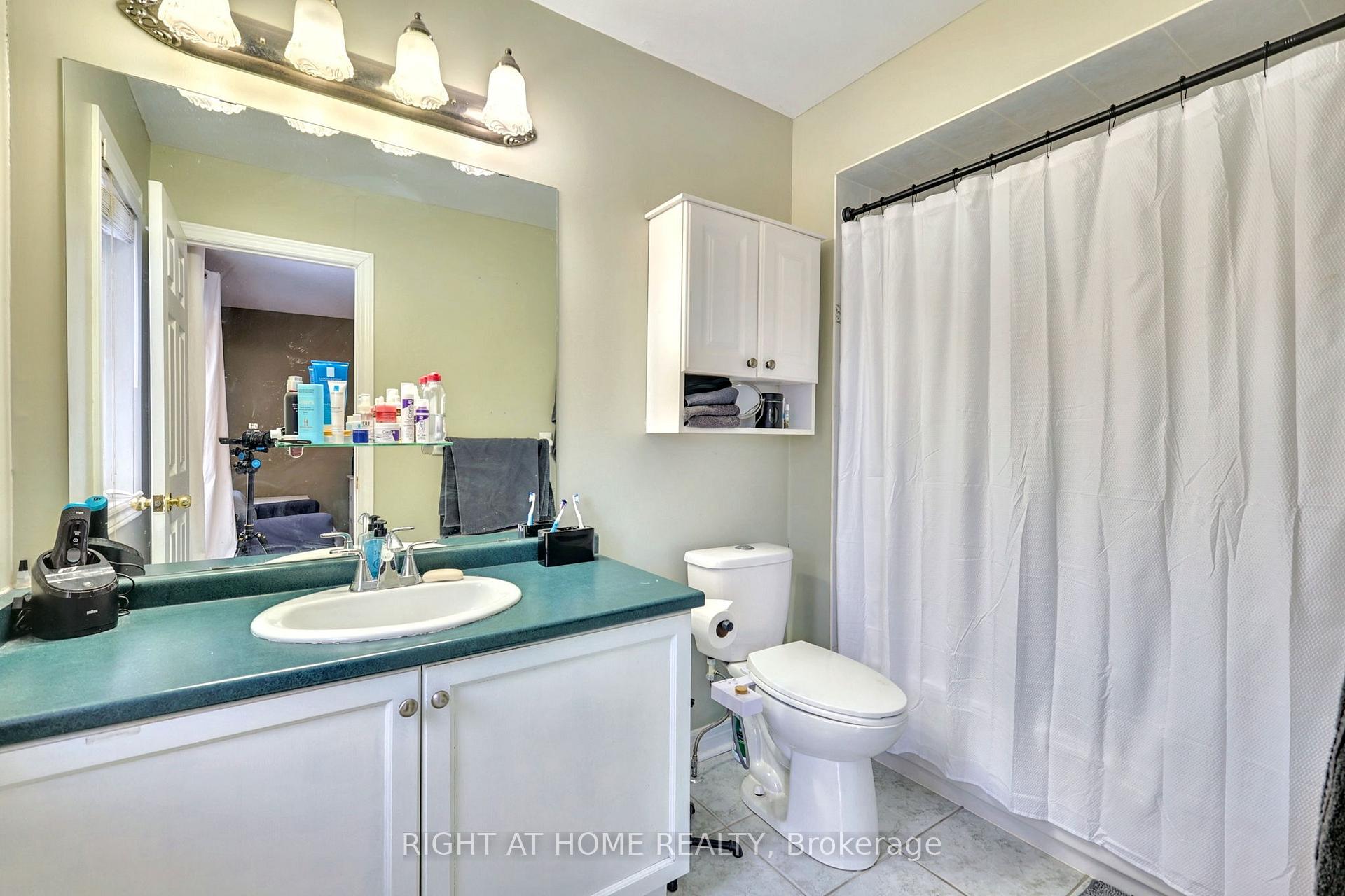 Photo 23 of 746 Swan Place, Pickering, Amberlea — HOMEH