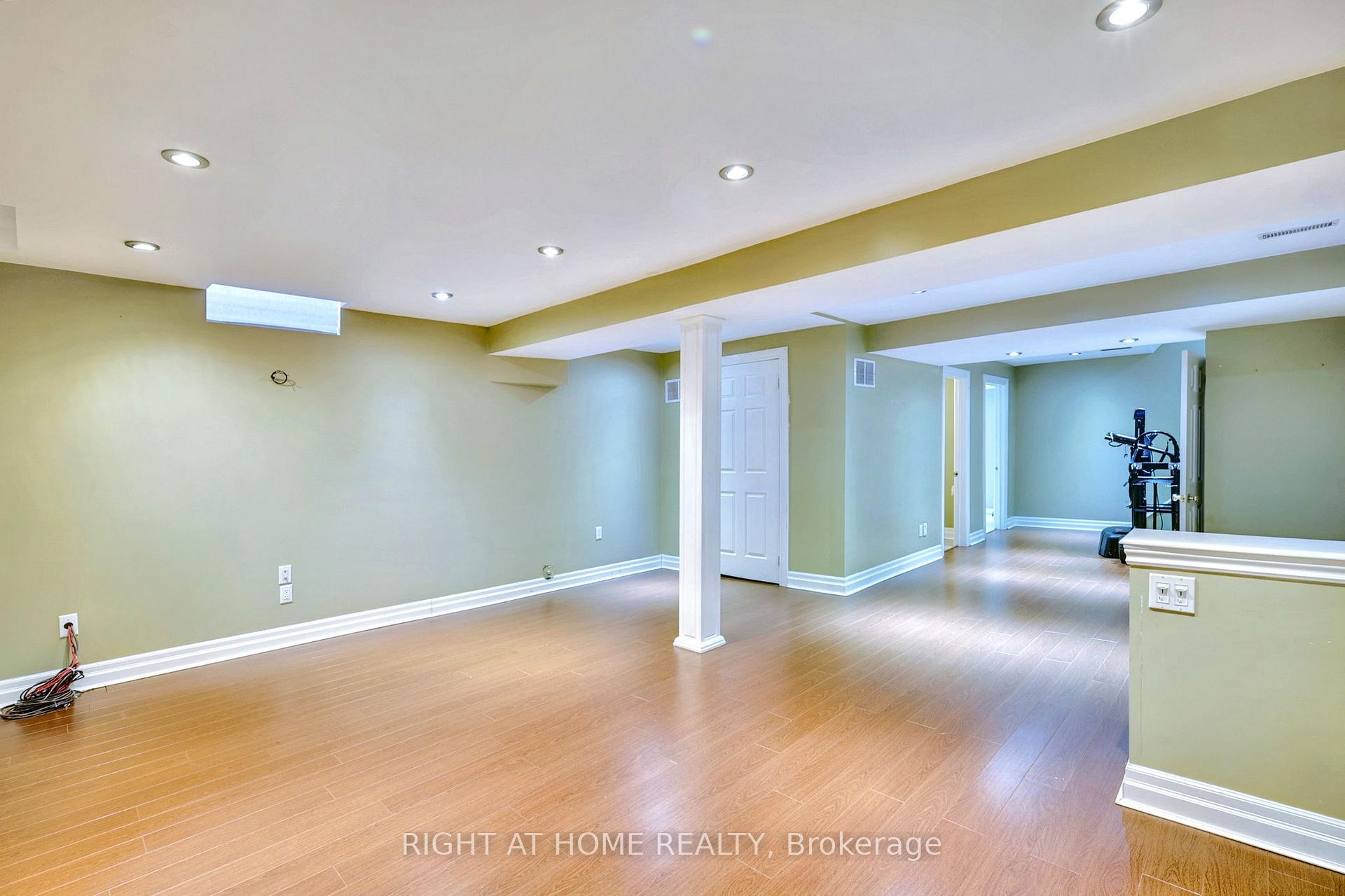 Photo 32 of 746 Swan Place, Pickering, Amberlea — HOMEH