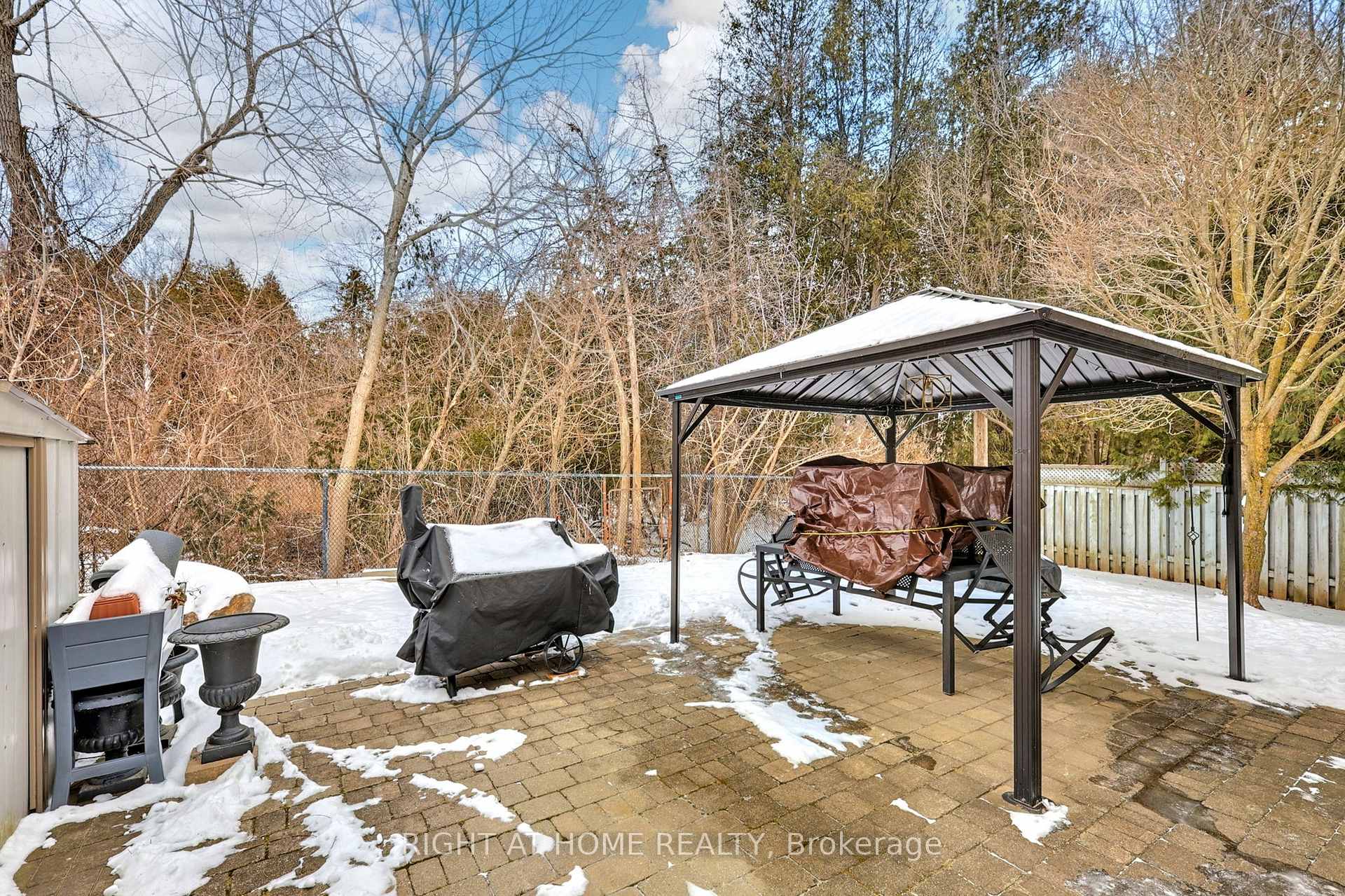 Photo 33 of 746 Swan Place, Pickering, Amberlea — HOMEH