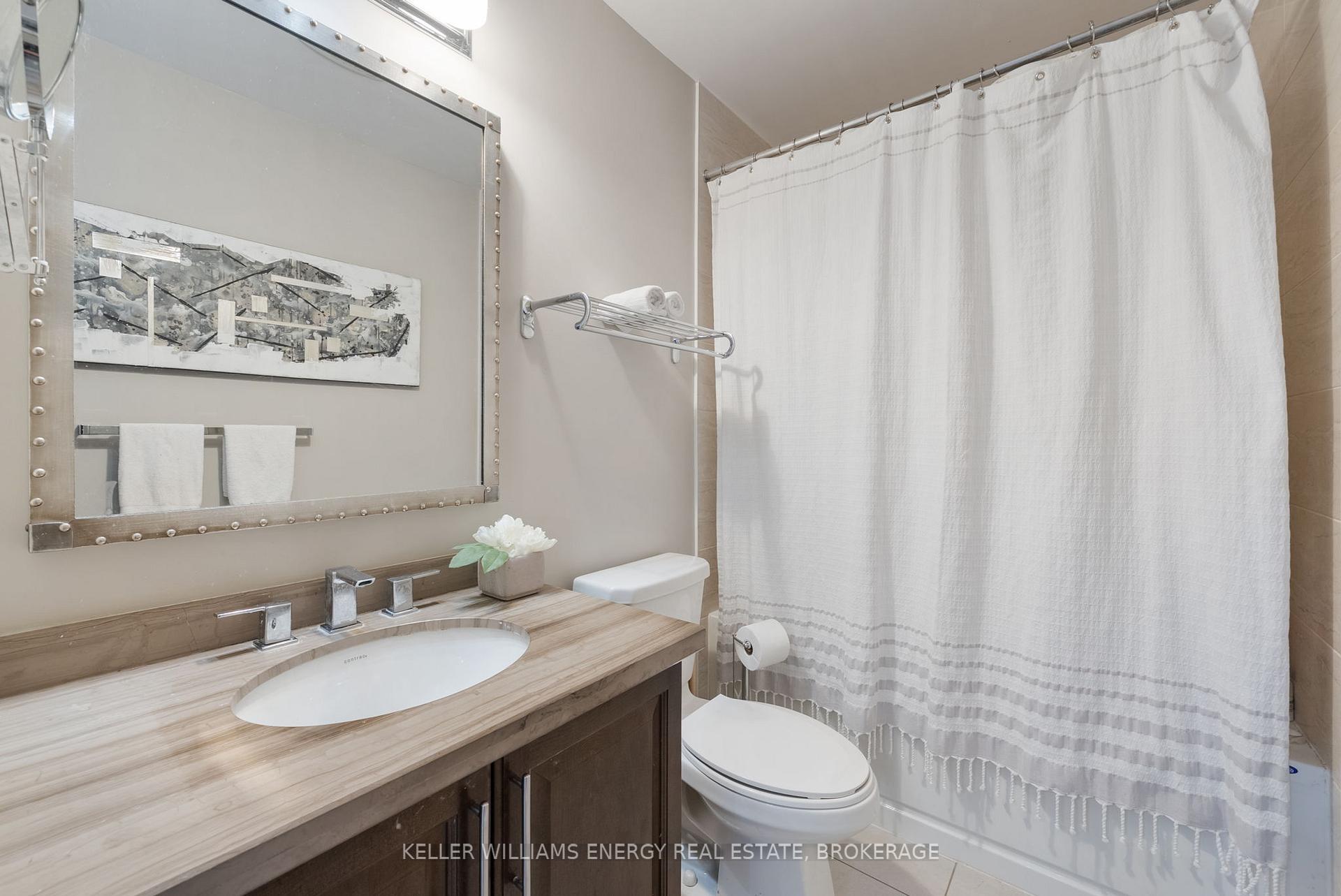 Photo 16 of 69 Tabaret Crescent, Oshawa, Windfields — HOMEH