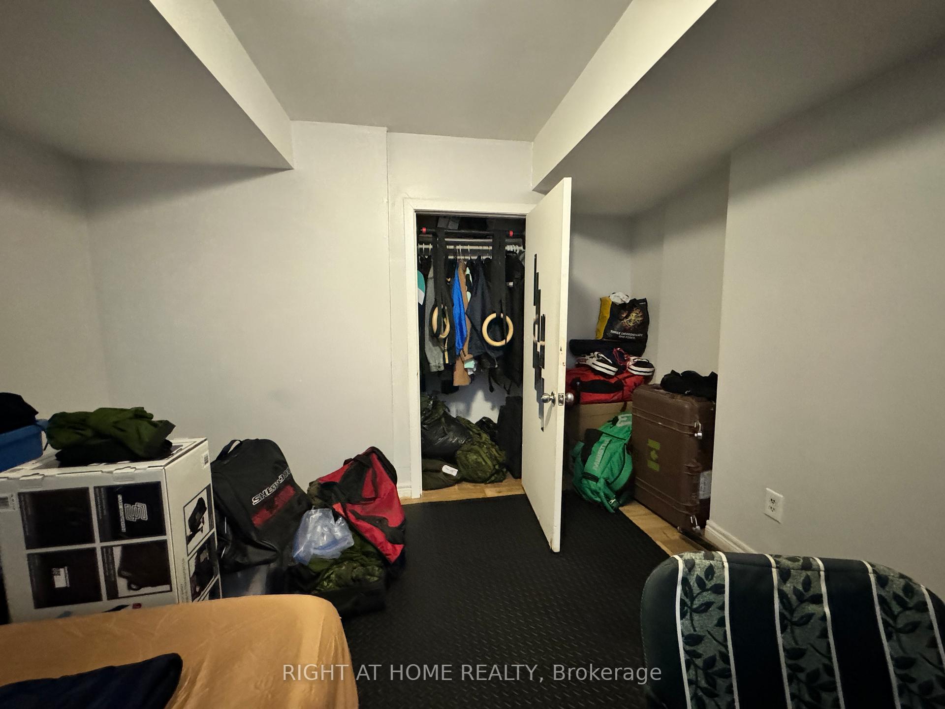 Photo 17 of 582 MacDonnell Street, Kingston, East of Sir John A. Blvd — HOMEH