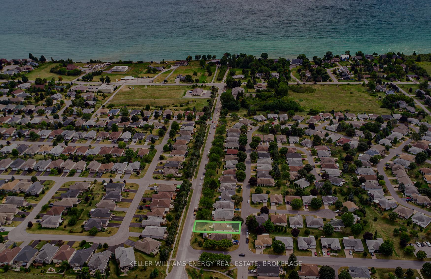 Photo 2 of 4 Heritage Drive, Prince Edward County, Wellington Ward — HOMEH
