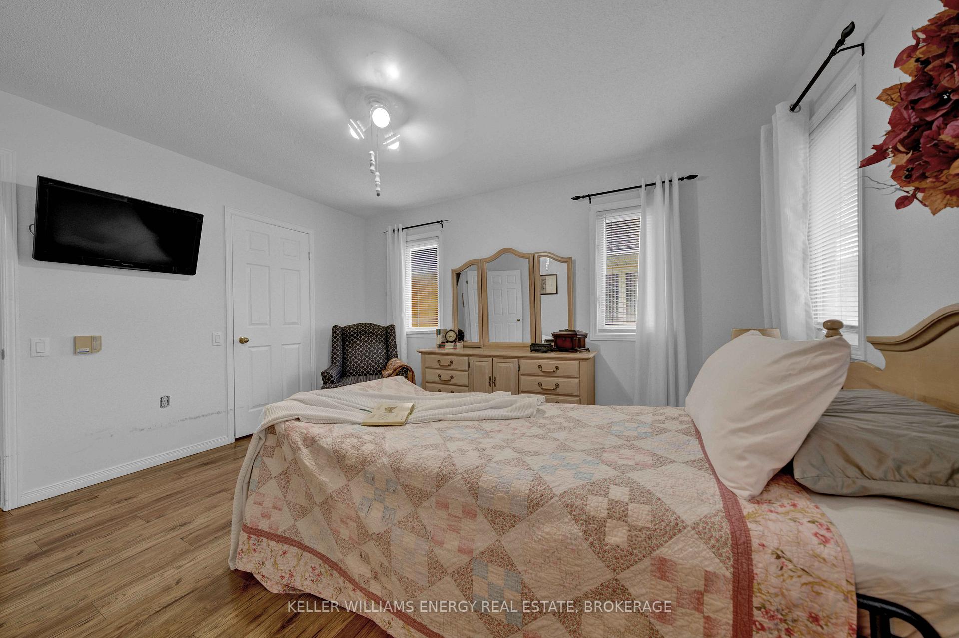 Photo 28 of 4 Heritage Drive, Prince Edward County, Wellington Ward — HOMEH