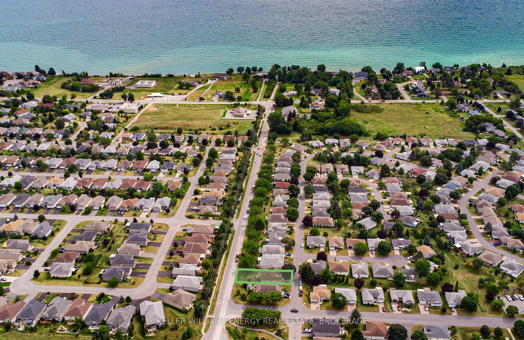 Photo 39 of 4 Heritage Drive, Prince Edward County, Wellington Ward — HOMEH