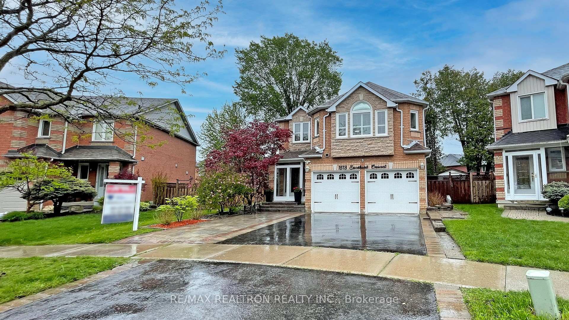 Photo 5 of 1513 Sandhurst Crescent, Pickering, Highbush — HOMEH