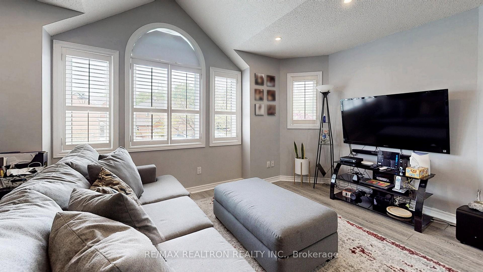 Photo 14 of 1513 Sandhurst Crescent, Pickering, Highbush — HOMEH