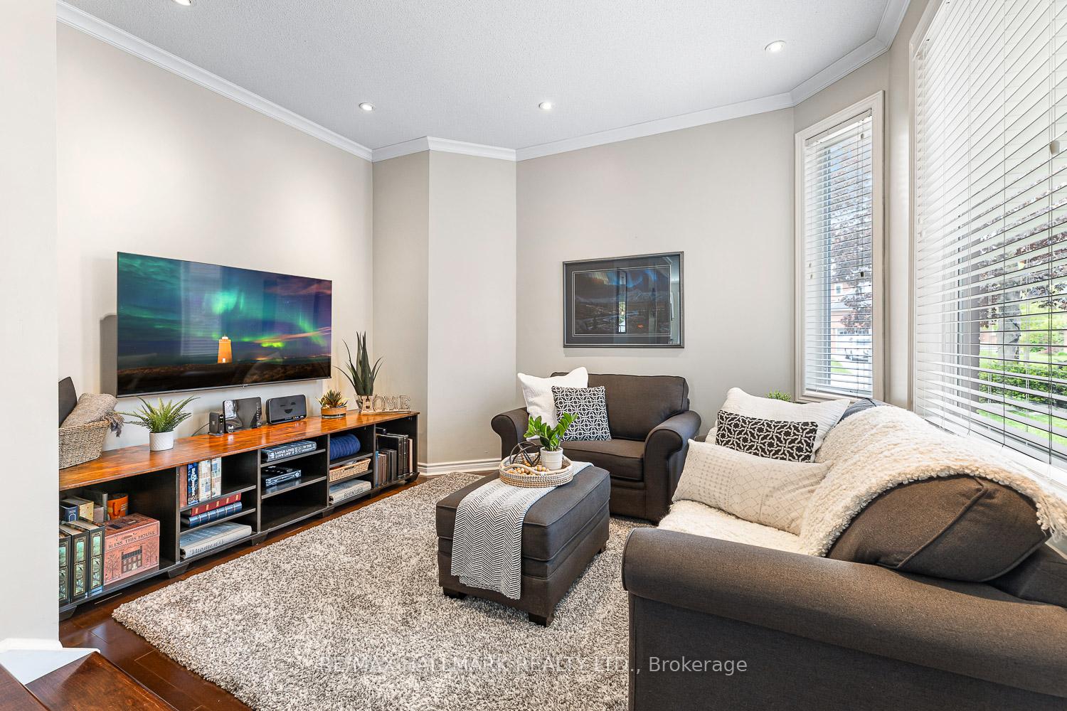 Photo 5 of 105 Secord Street, Pickering, Highbush — HOMEH