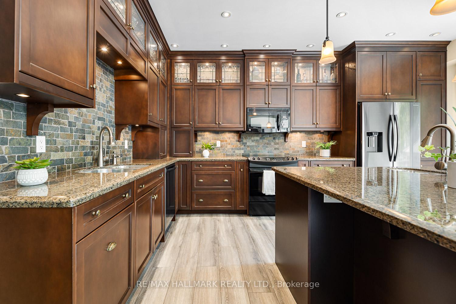 Photo 12 of 105 Secord Street, Pickering, Highbush — HOMEH