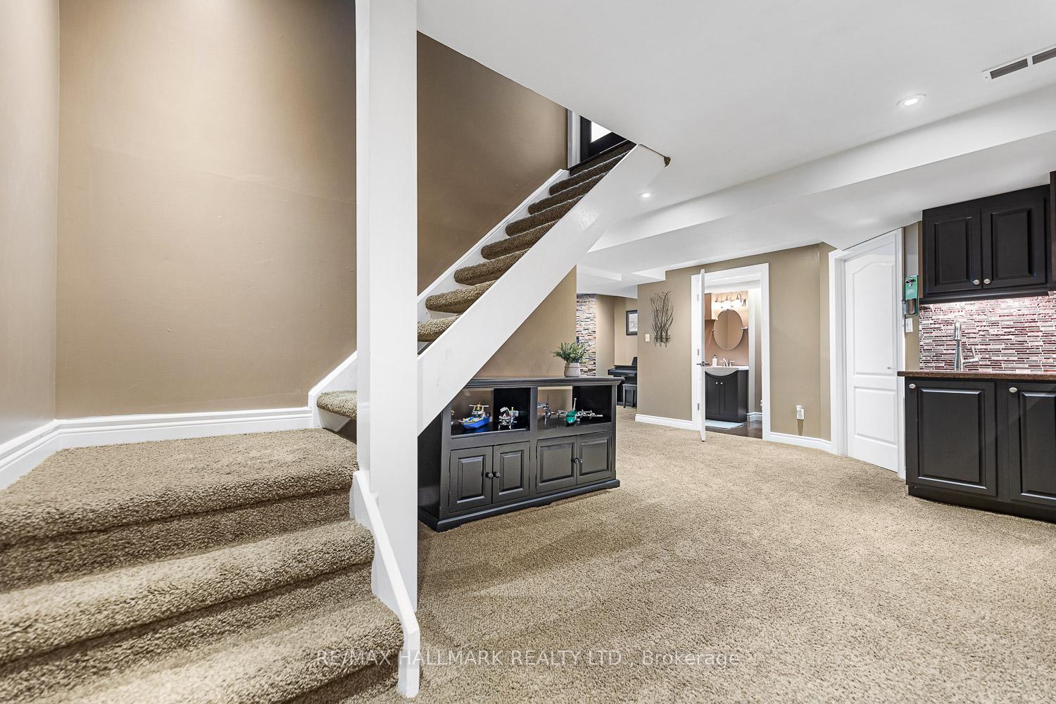 Photo 30 of 105 Secord Street, Pickering, Highbush — HOMEH