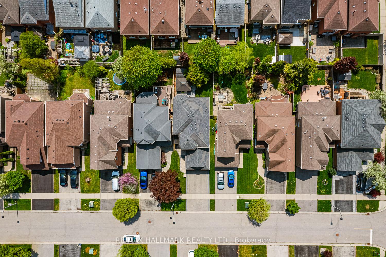 Photo 42 of 105 Secord Street, Pickering, Highbush — HOMEH