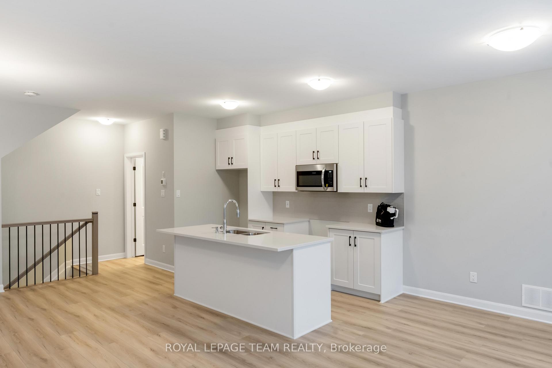 Photo 12 of 610 Esteem Way, Ottawa, Avalon West — HOMEH