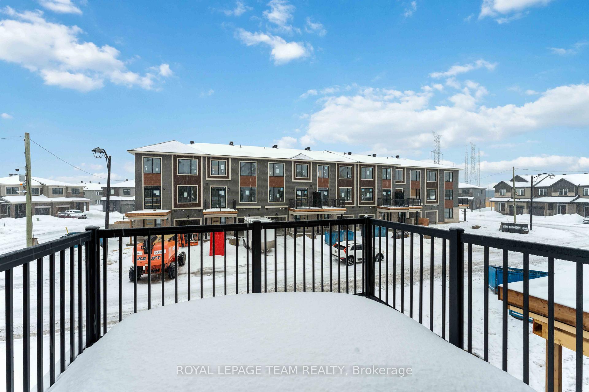 Photo 30 of 610 Esteem Way, Ottawa, Avalon West — HOMEH