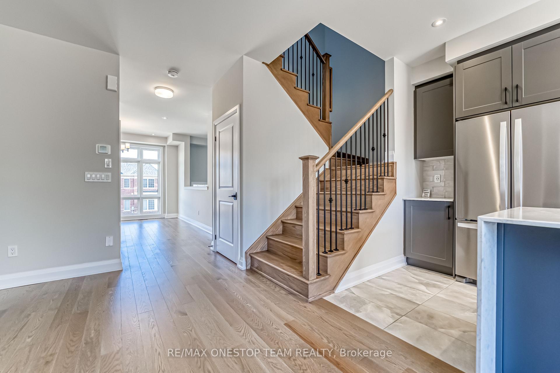 Photo 4 of 2831 Albatross Way, Pickering, Rural Pickering — HOMEH