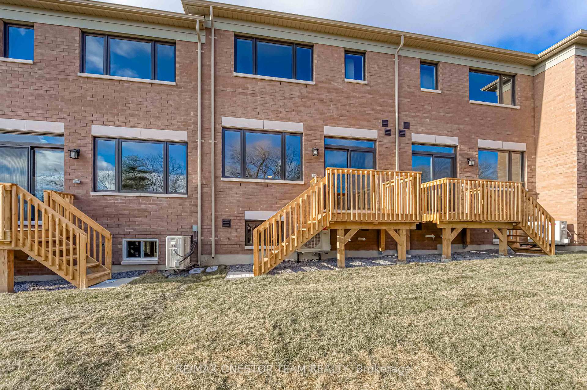 Photo 30 of 2831 Albatross Way, Pickering, Rural Pickering — HOMEH