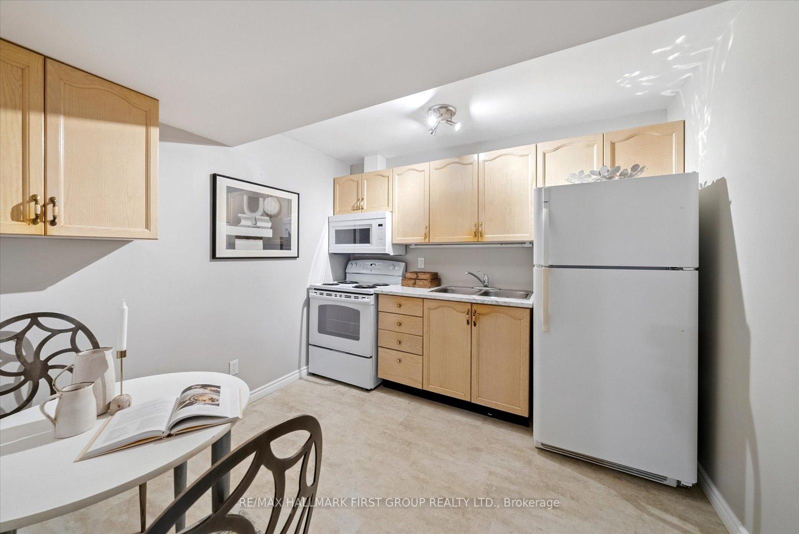 Photo 28 of 1170 Snowberry Court, Oshawa, Pinecrest — HOMEH