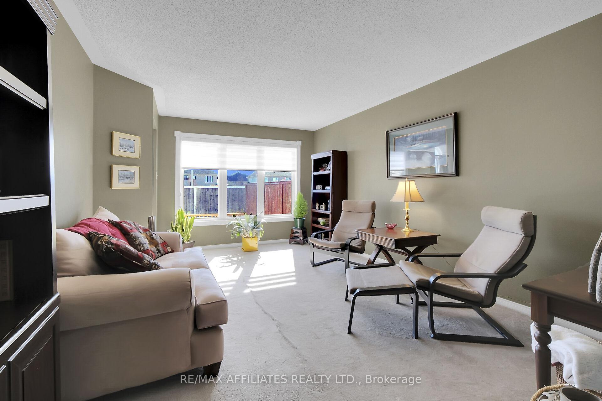 Photo 9 of 1062 Candlewood Street, Ottawa, Avalon East — HOMEH