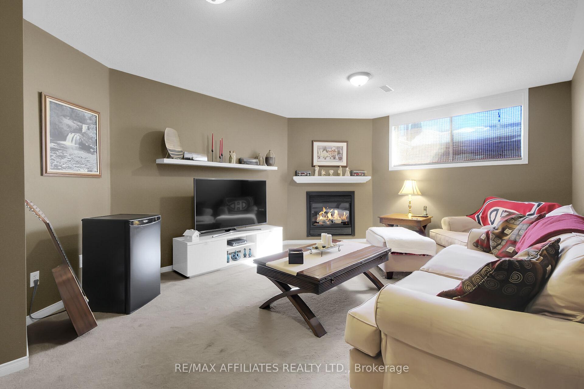 Photo 23 of 1062 Candlewood Street, Ottawa, Avalon East — HOMEH