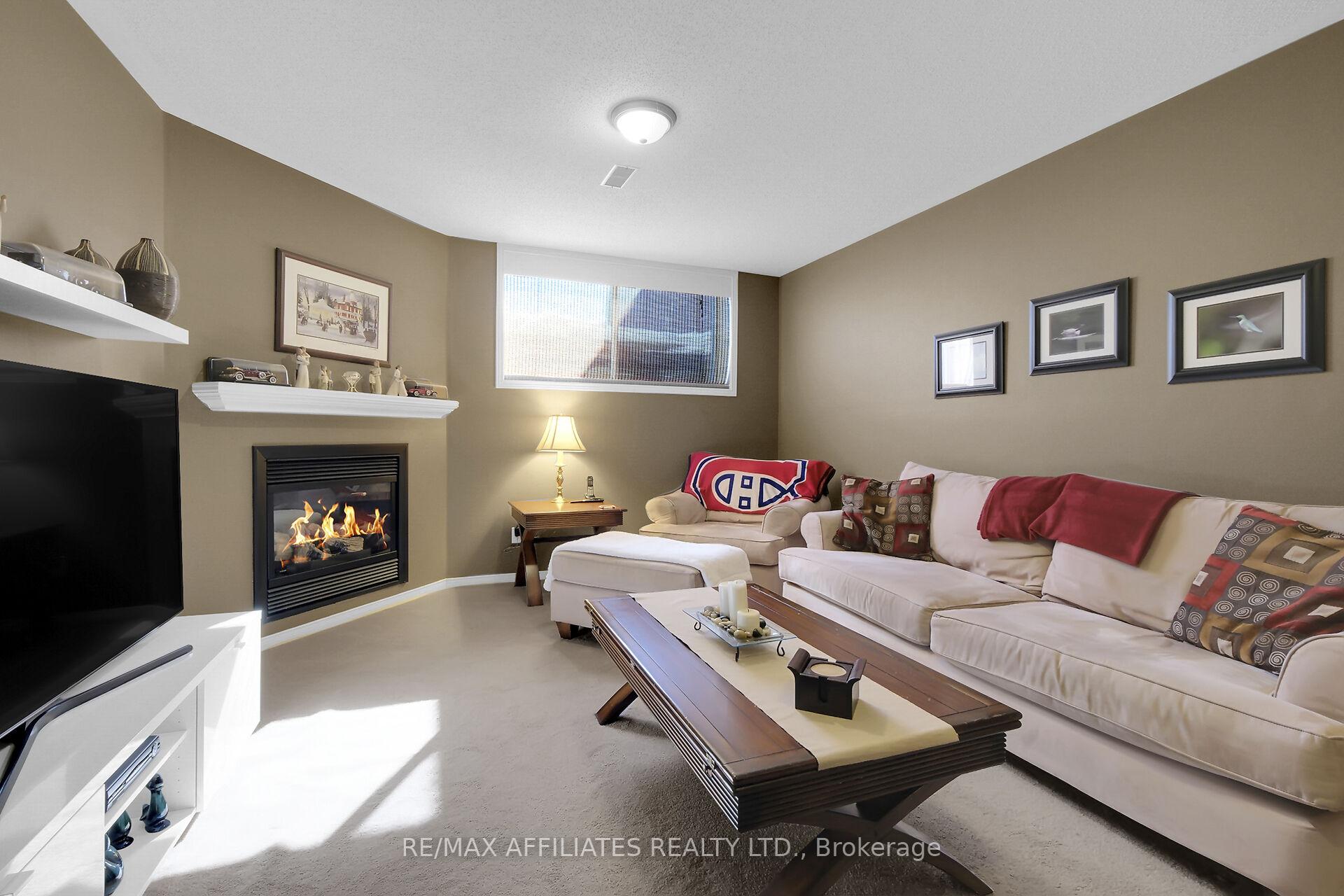 Photo 24 of 1062 Candlewood Street, Ottawa, Avalon East — HOMEH