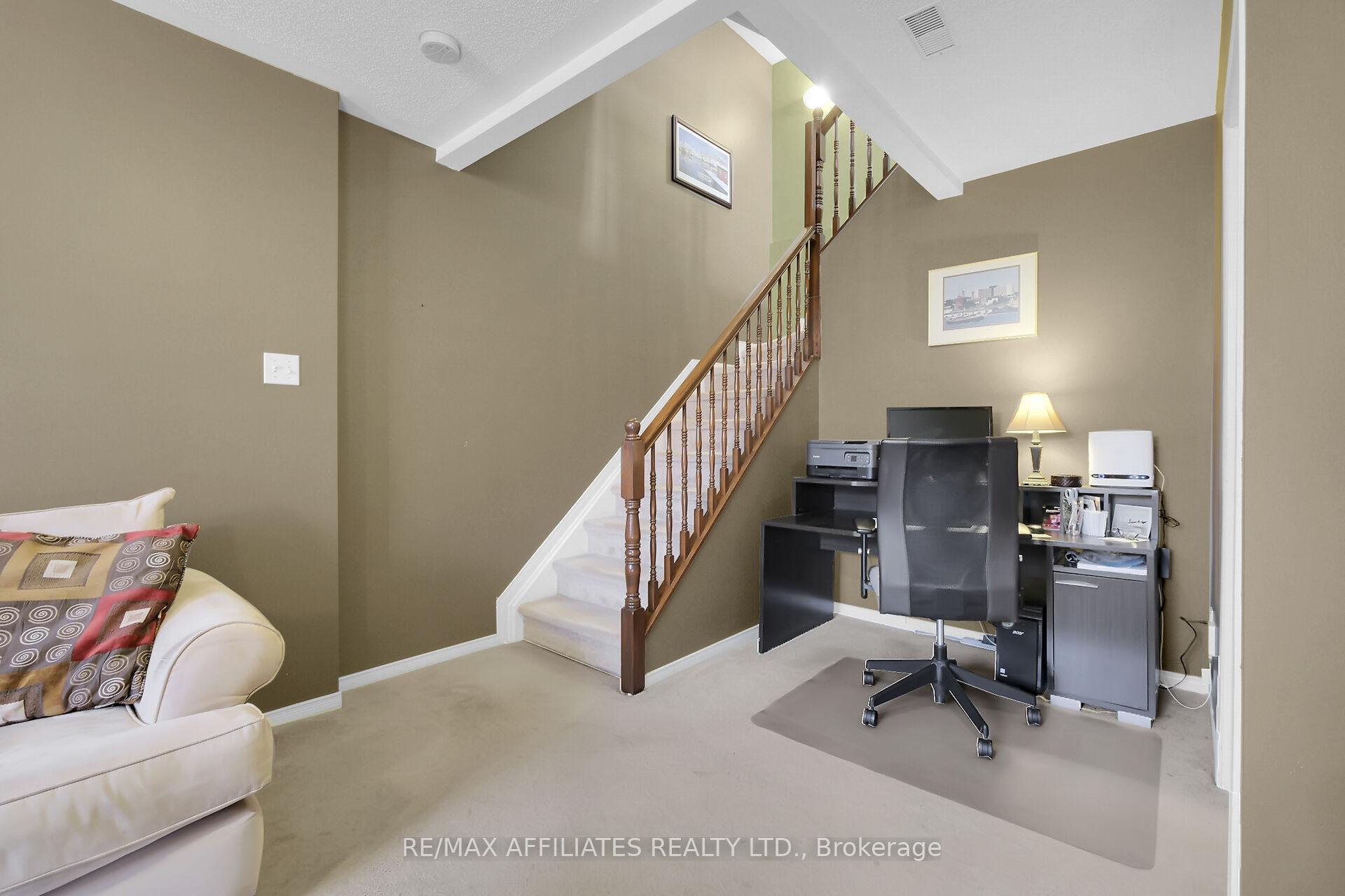 Photo 25 of 1062 Candlewood Street, Ottawa, Avalon East — HOMEH