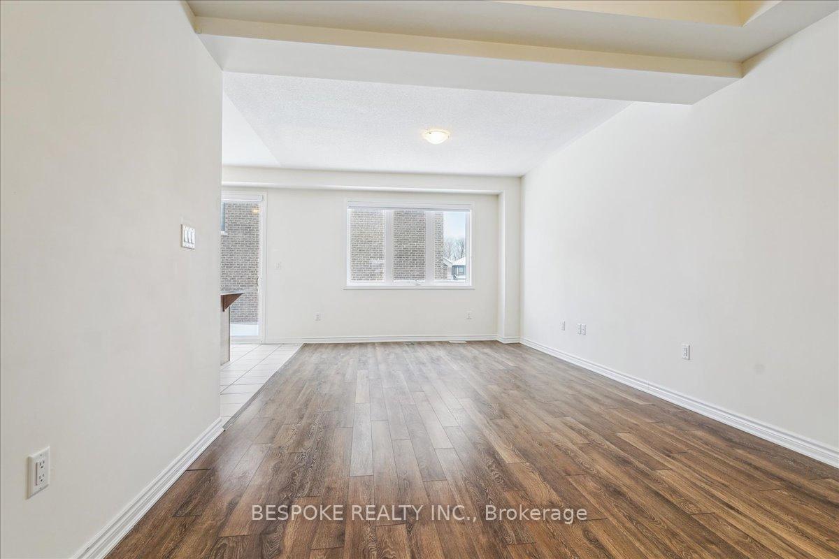 Photo 5 of 3203 Chimney Swift Crescent, Pickering, Rural Pickering — HOMEH