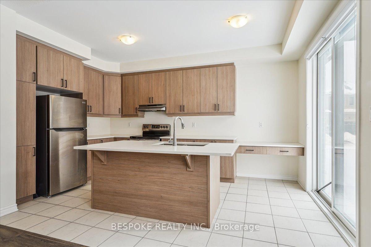 Photo 10 of 3203 Chimney Swift Crescent, Pickering, Rural Pickering — HOMEH