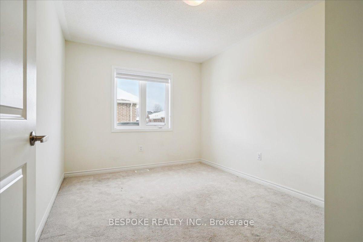 Photo 26 of 3203 Chimney Swift Crescent, Pickering, Rural Pickering — HOMEH