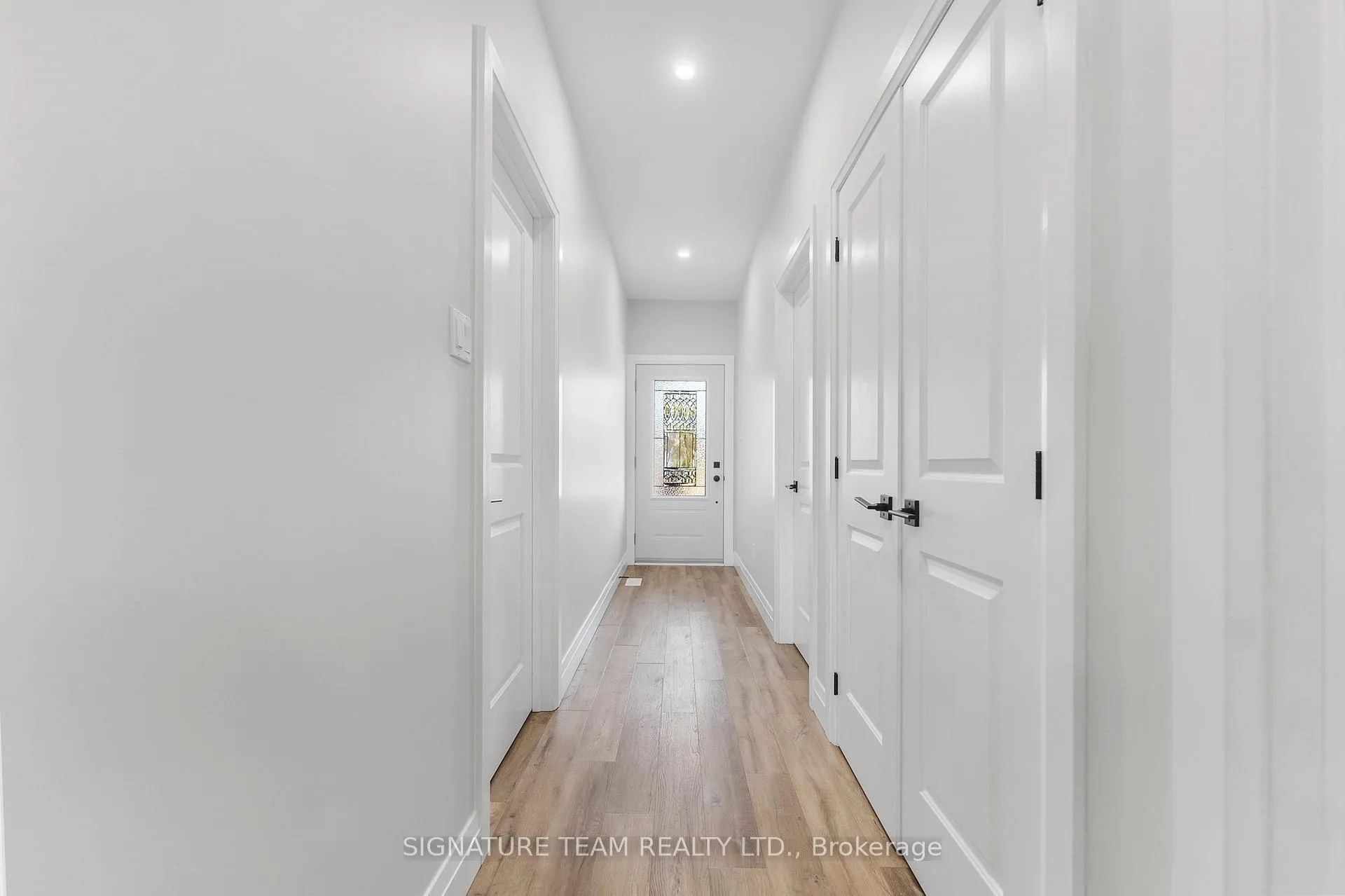 Photo 5 of 311 Forestview Crescent, Renfrew — HOMEH