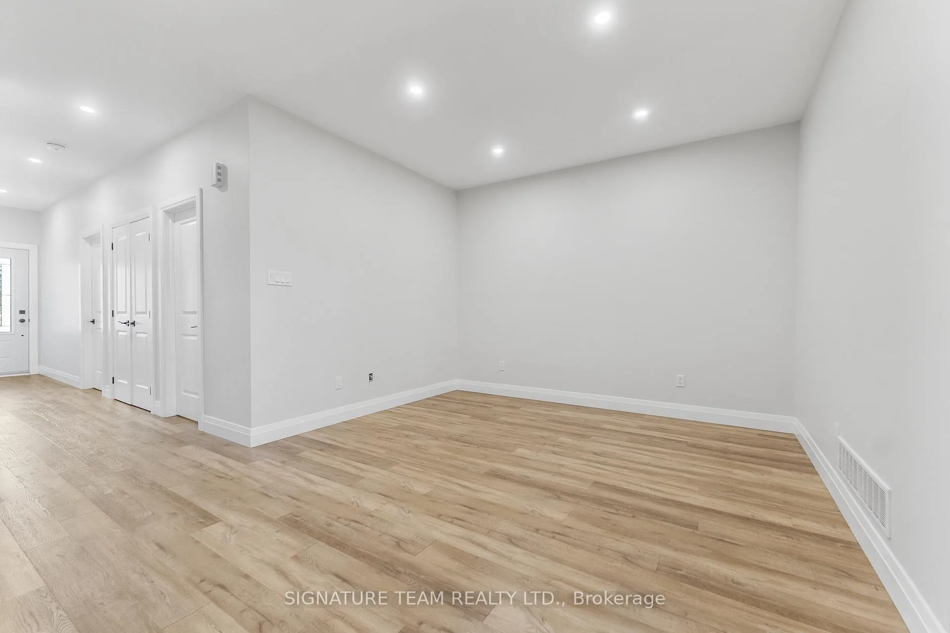 Photo 14 of 311 Forestview Crescent, Renfrew — HOMEH