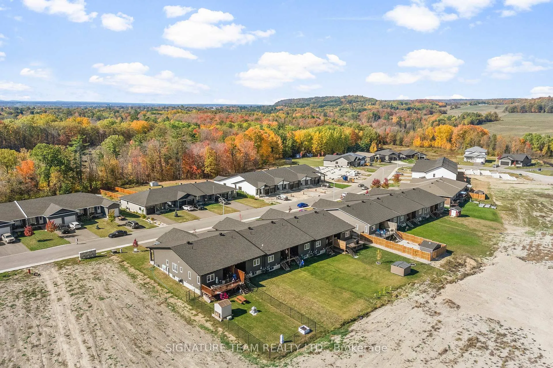 Photo 27 of 311 Forestview Crescent, Renfrew — HOMEH