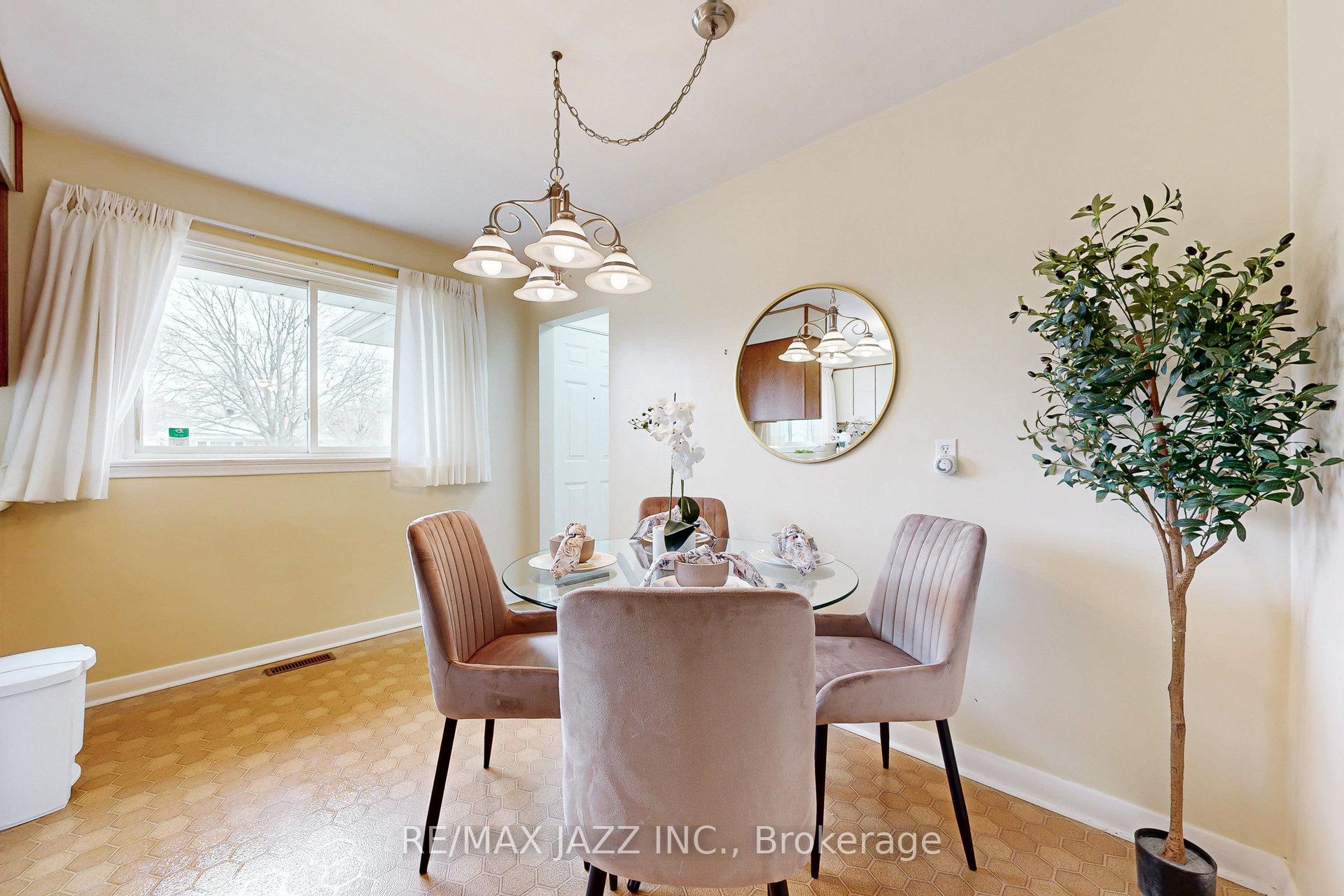 Photo 13 of 148 Easthaven Street, Oshawa, Eastdale — HOMEH