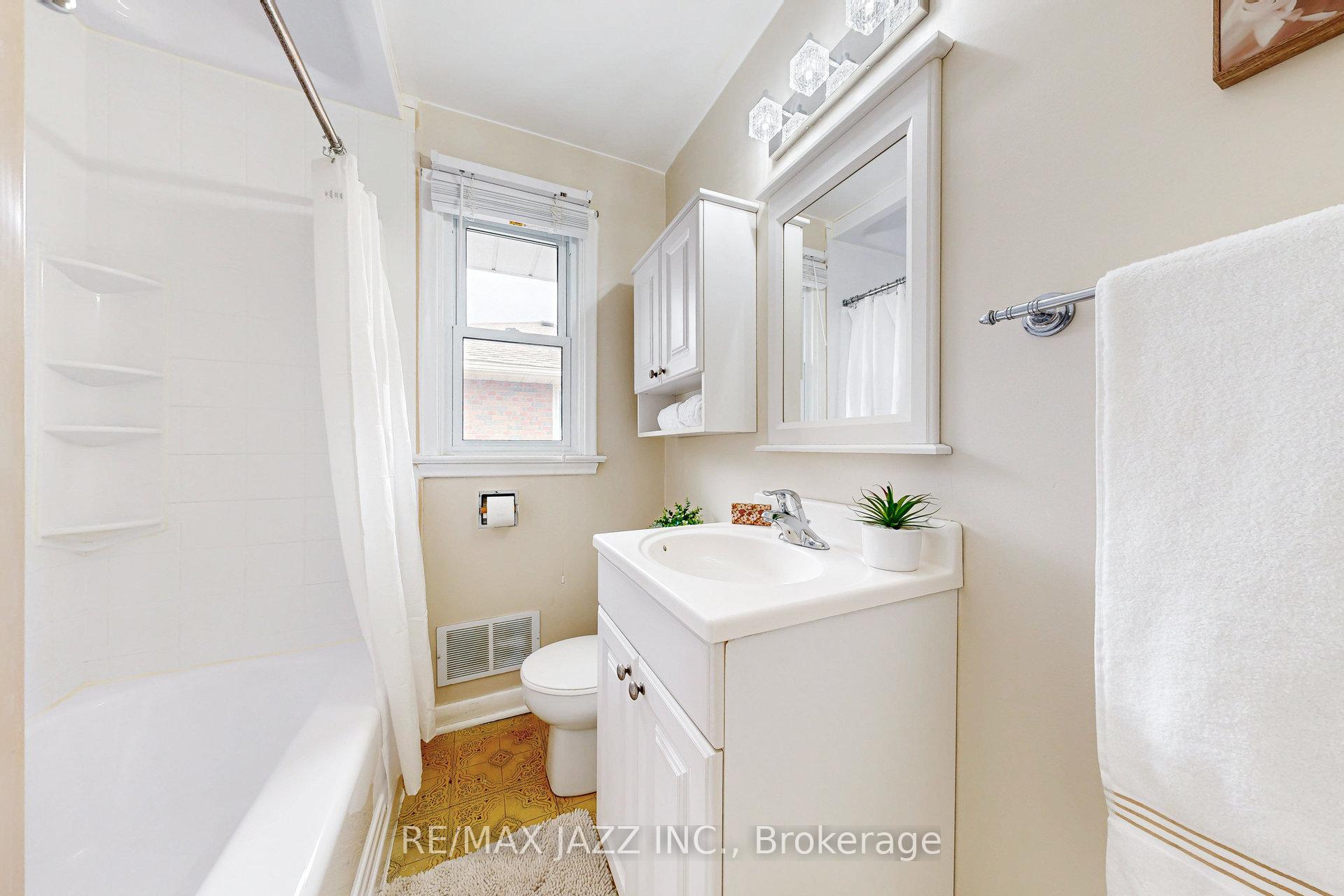 Photo 28 of 148 Easthaven Street, Oshawa, Eastdale — HOMEH
