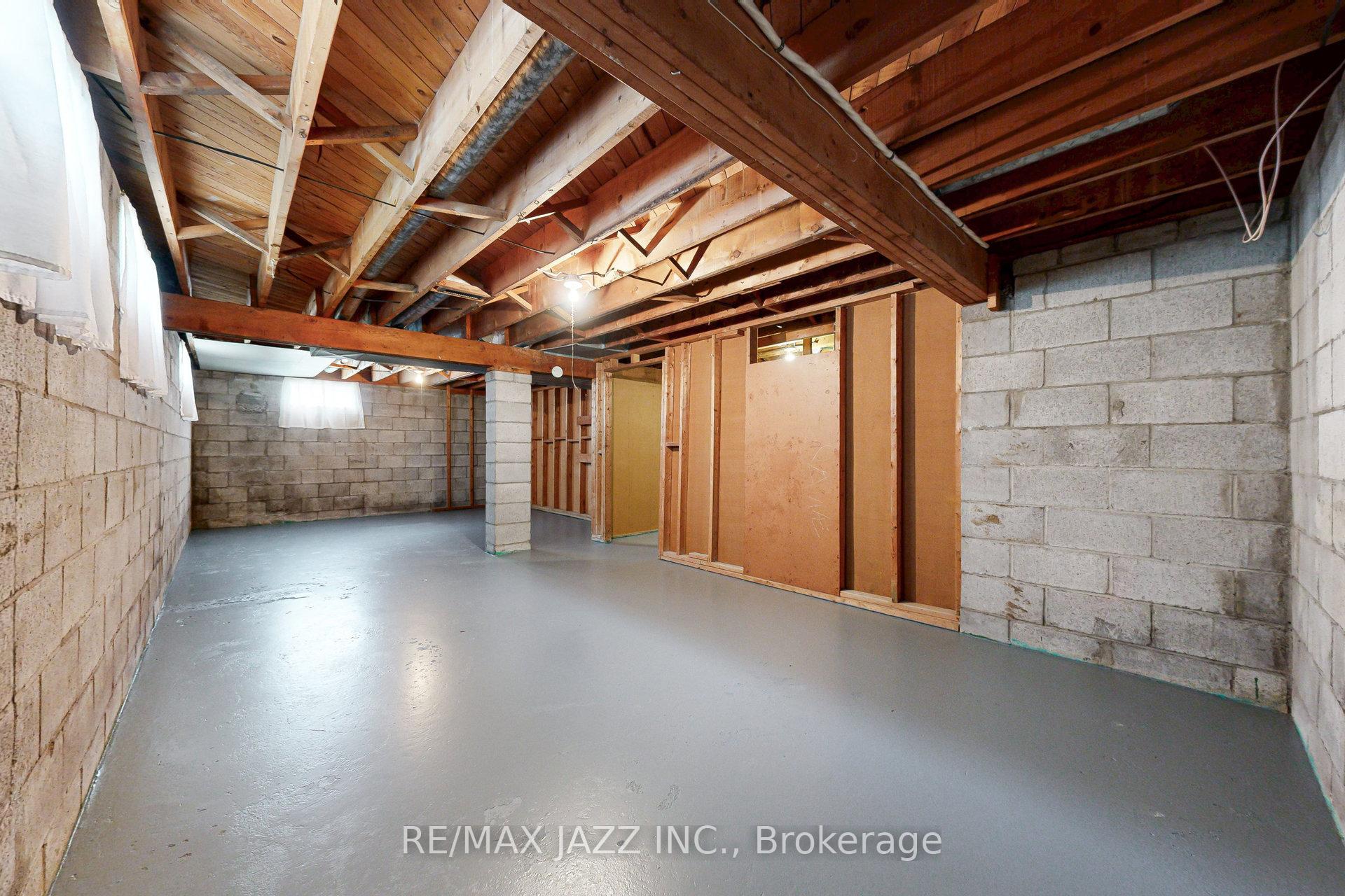 Photo 35 of 148 Easthaven Street, Oshawa, Eastdale — HOMEH