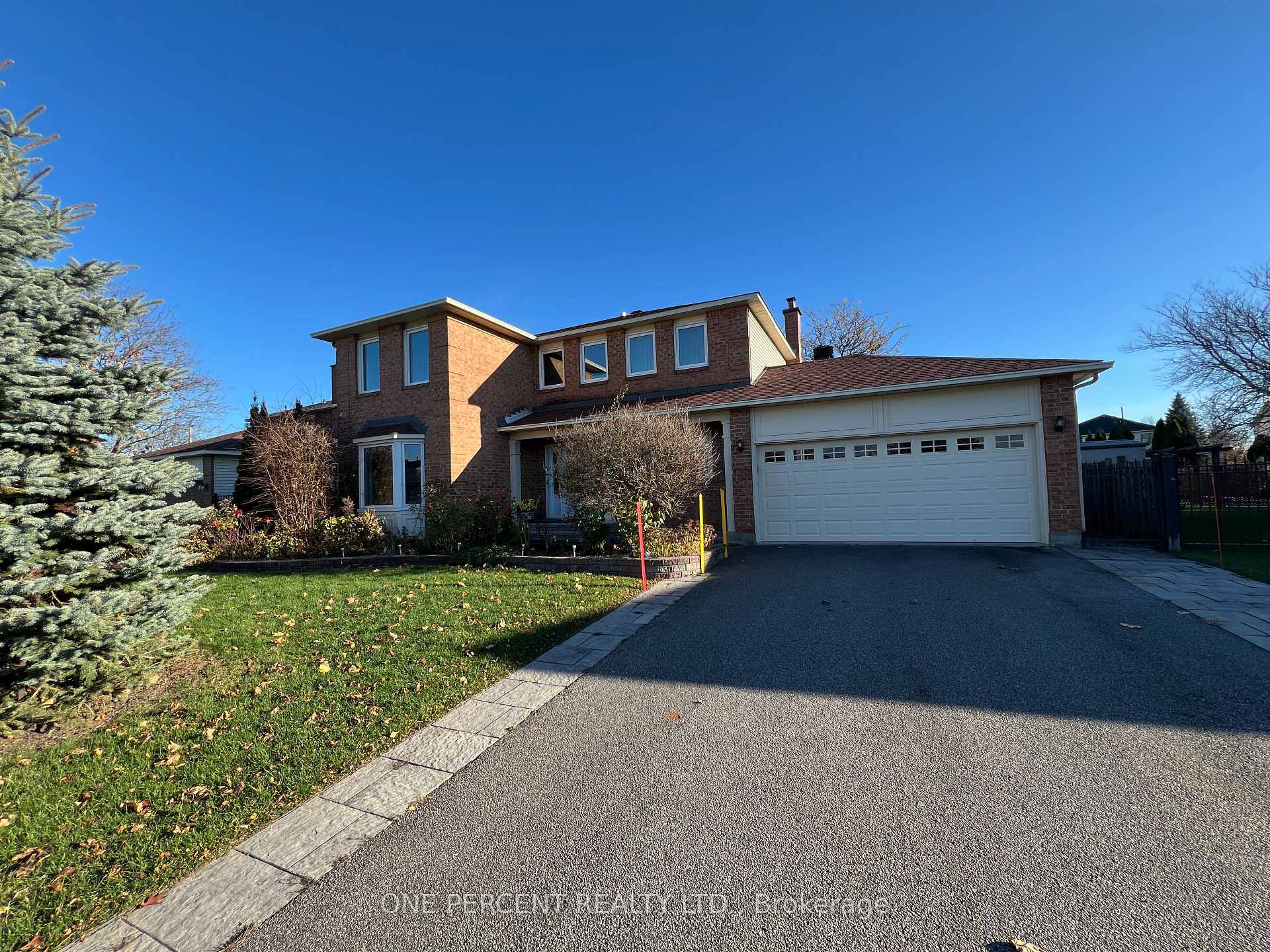 Photo 1 of 1307 Turner Crescent, Ottawa, Bilberry Creek/Queenswood Heights — HOMEH
