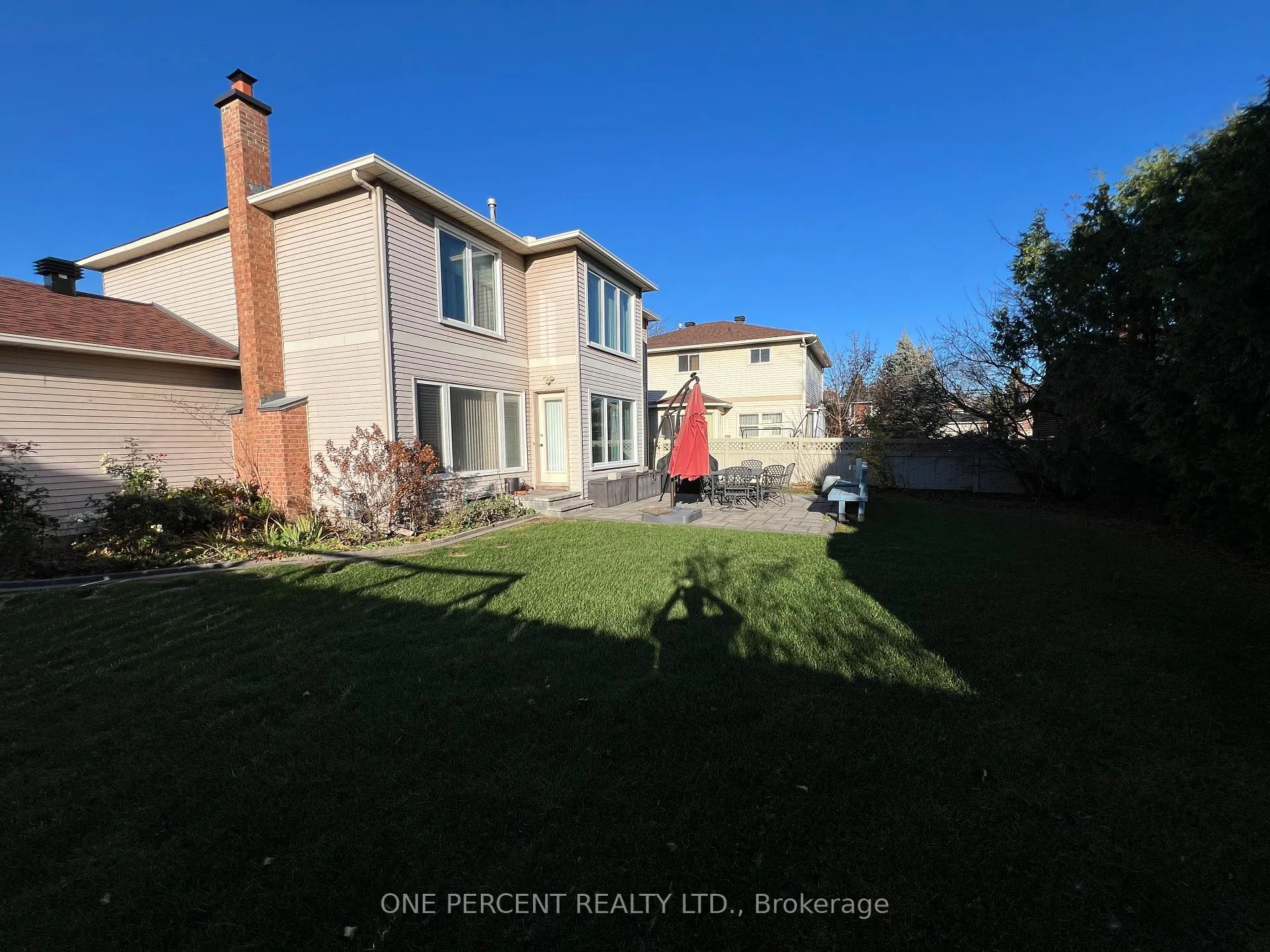 Photo 14 of 1307 Turner Crescent, Ottawa, Bilberry Creek/Queenswood Heights — HOMEH