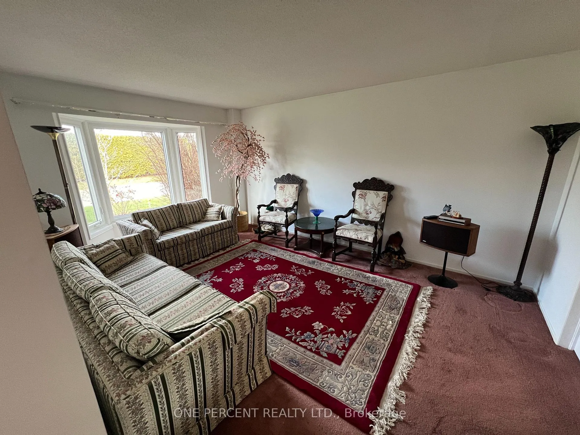 Photo 18 of 1307 Turner Crescent, Ottawa, Bilberry Creek/Queenswood Heights — HOMEH