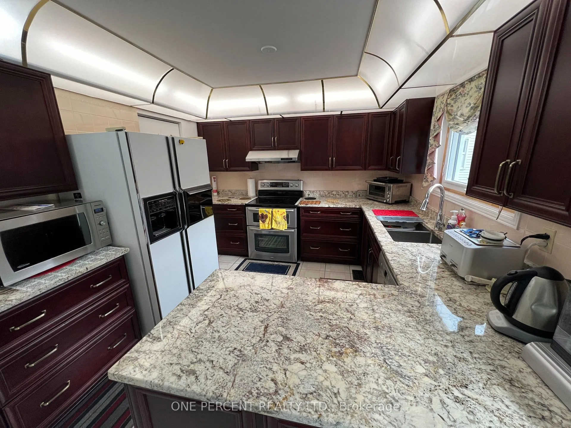 Photo 21 of 1307 Turner Crescent, Ottawa, Bilberry Creek/Queenswood Heights — HOMEH