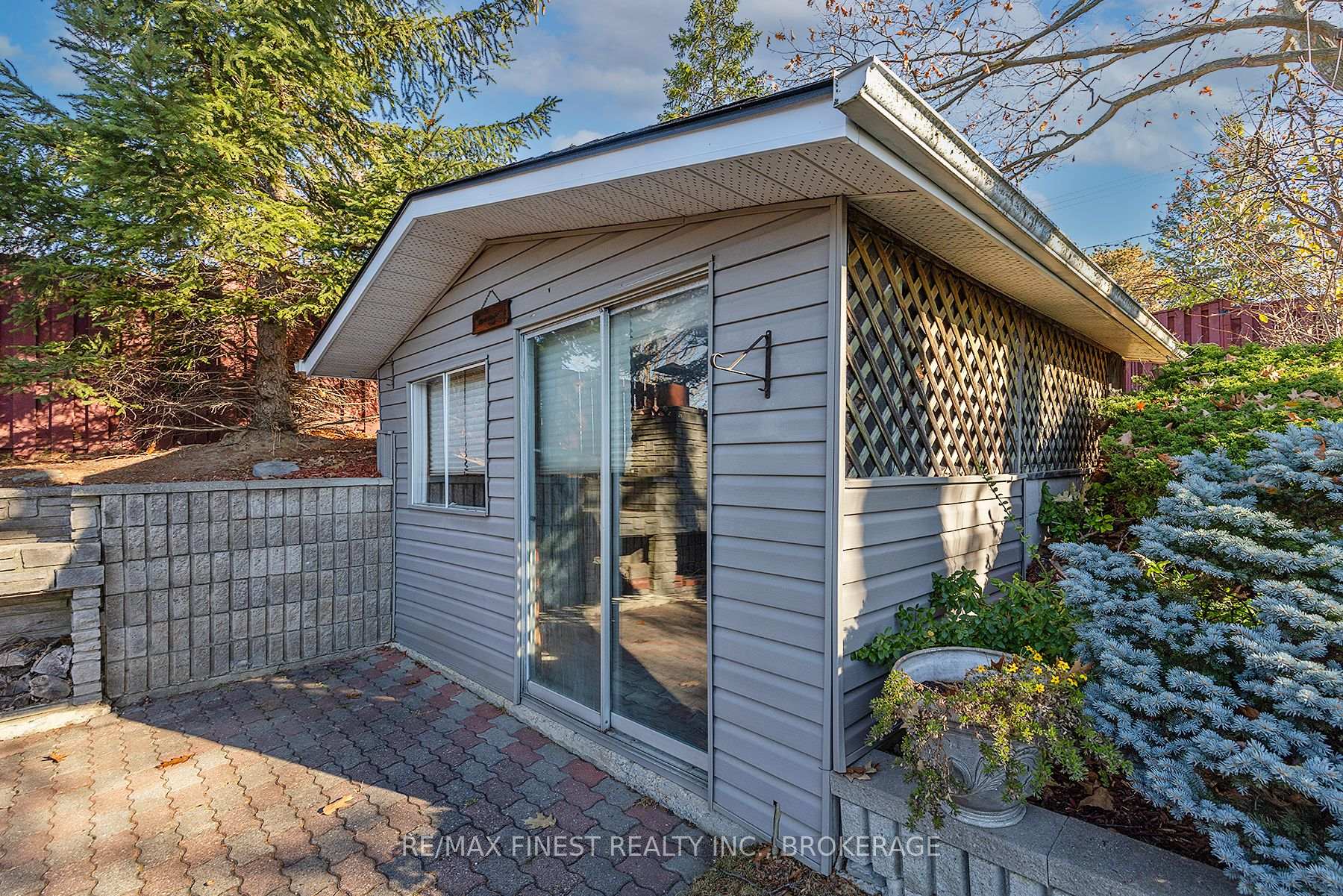 Photo 12 of 772 Hillside Drive, Kingston, South of Taylor-Kidd Blvd — HOMEH