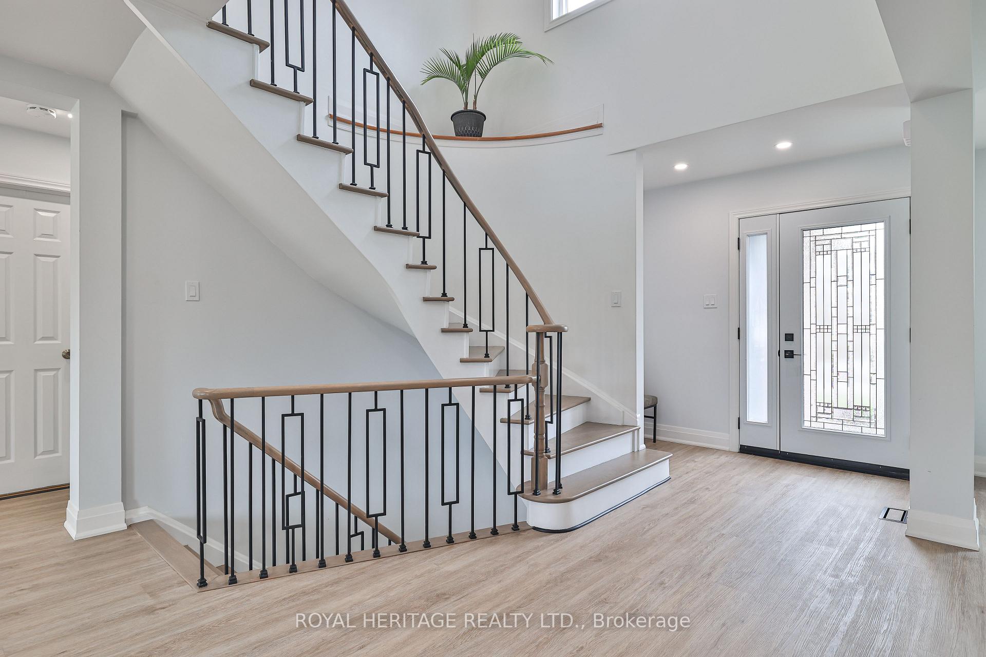 Photo 7 of 1131 Harvest Drive, Pickering, Liverpool — HOMEH