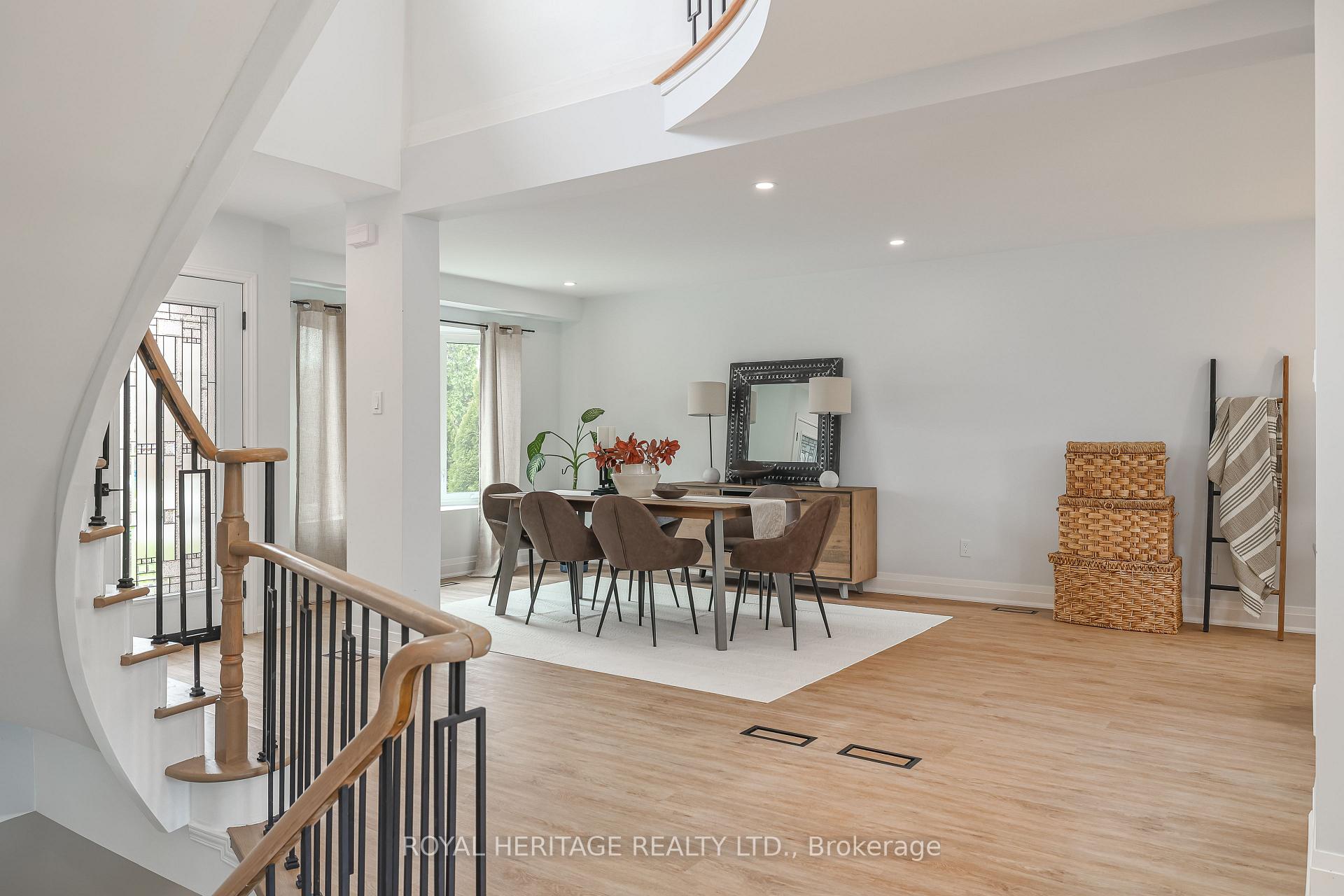 Photo 9 of 1131 Harvest Drive, Pickering, Liverpool — HOMEH