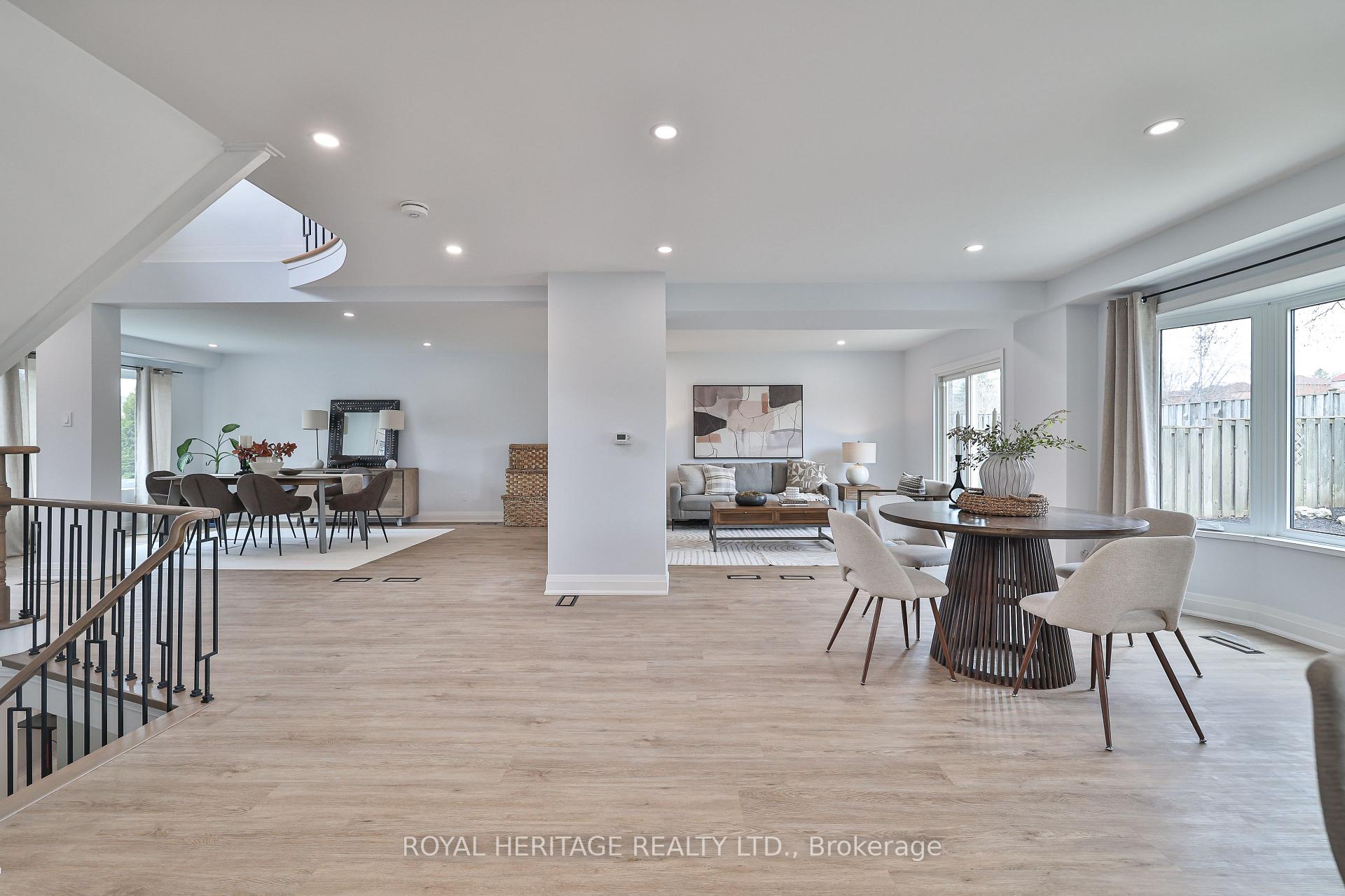 Photo 11 of 1131 Harvest Drive, Pickering, Liverpool — HOMEH