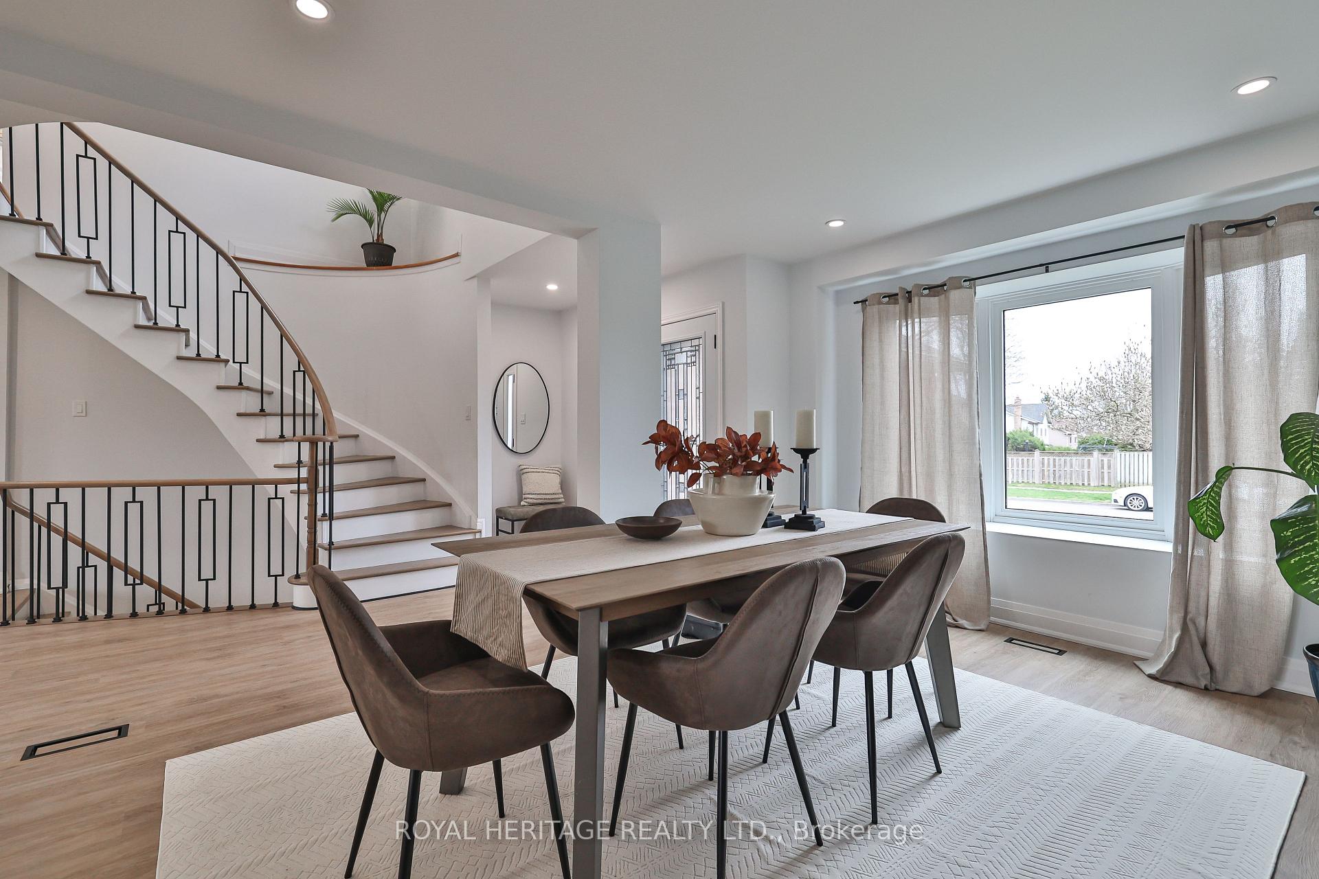 Photo 14 of 1131 Harvest Drive, Pickering, Liverpool — HOMEH