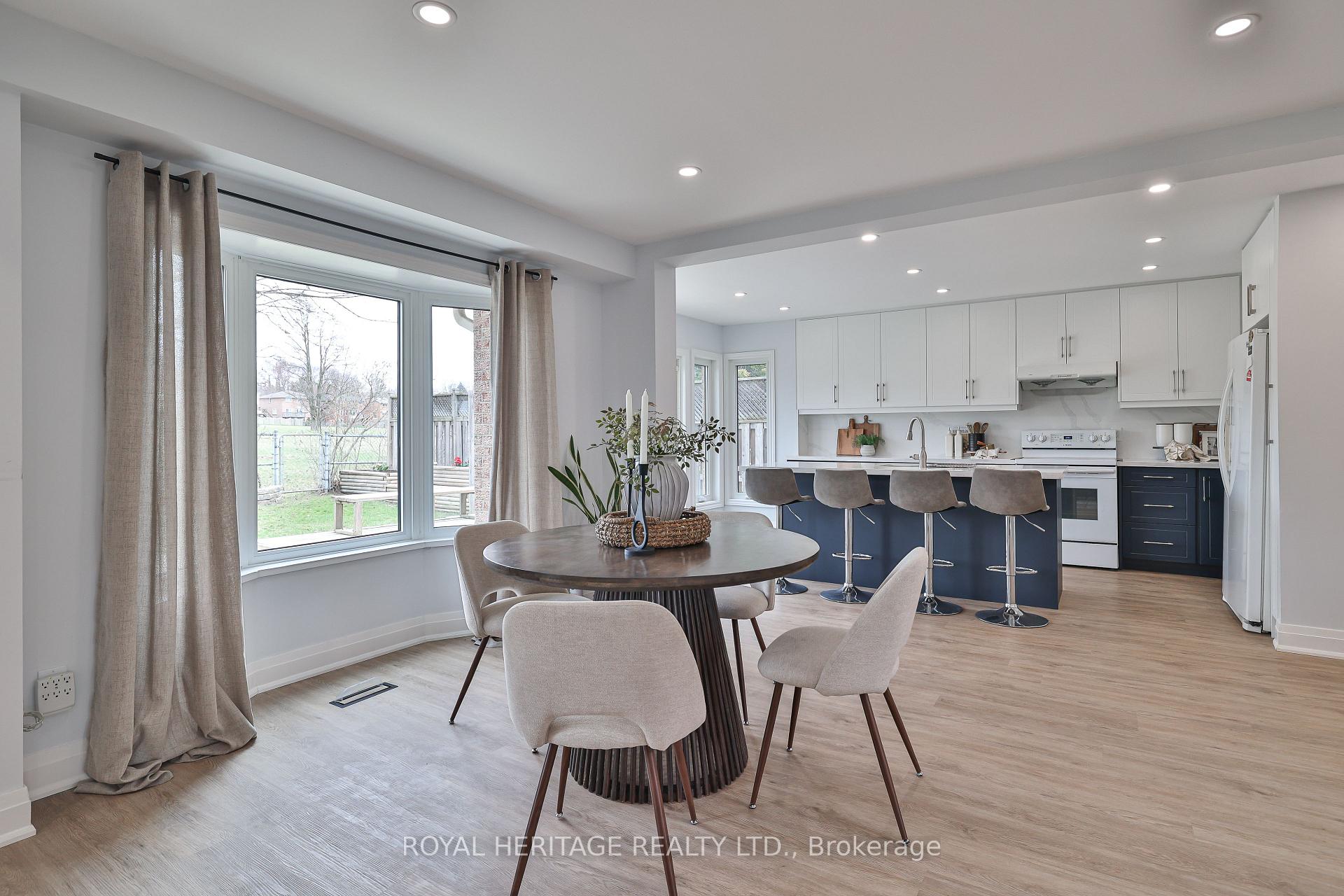 Photo 21 of 1131 Harvest Drive, Pickering, Liverpool — HOMEH
